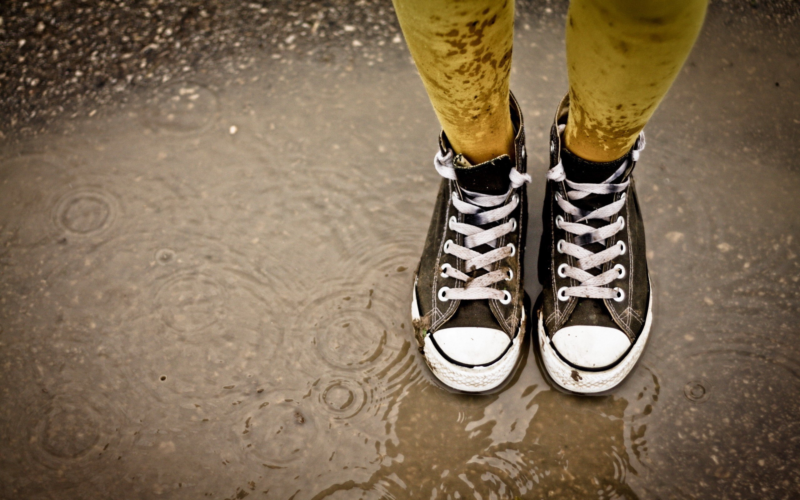 Converse Sneakers Shoe Puddle Product 2560x1600