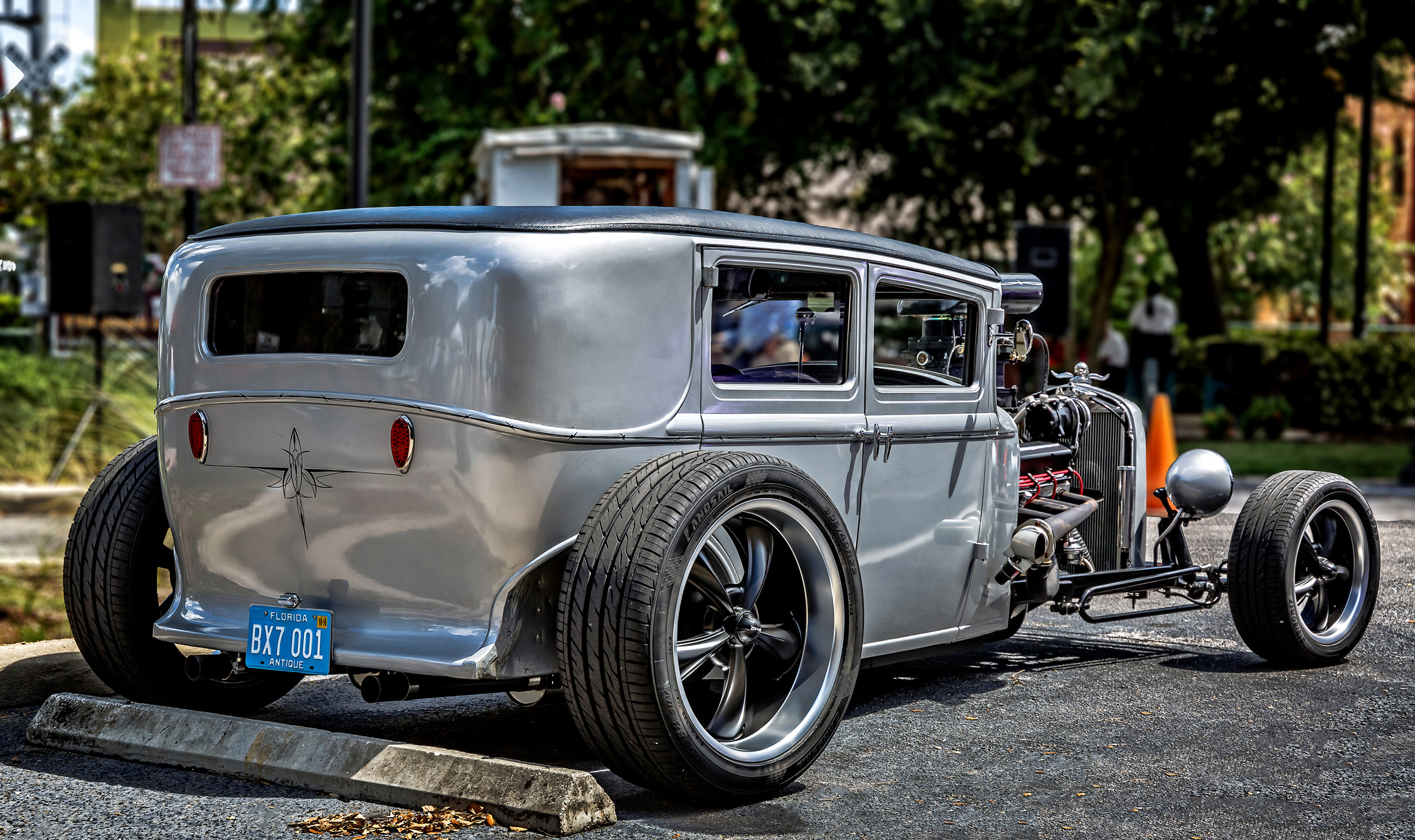 Hot Rod Car Vehicle Custom Car 2048x1216