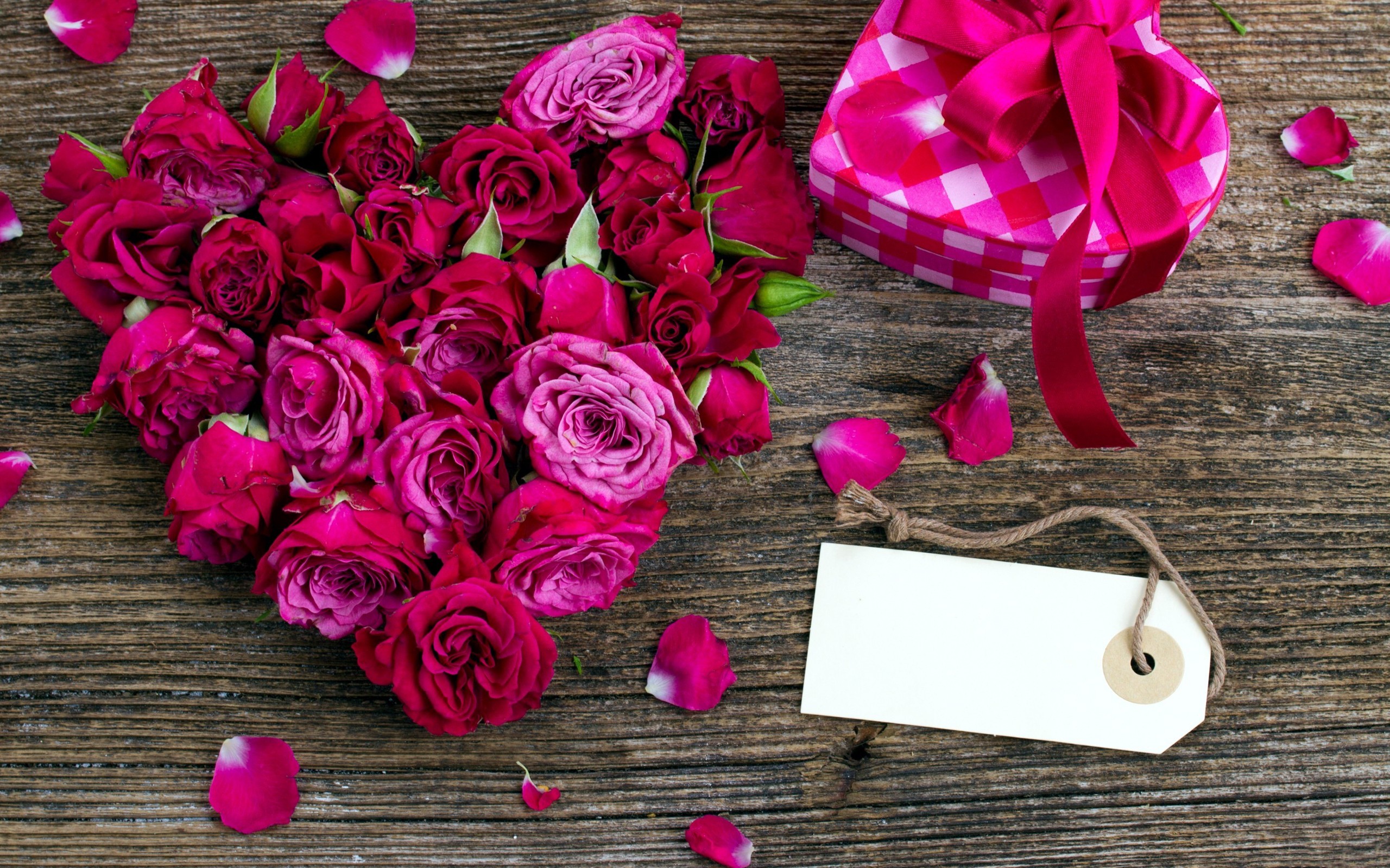 Rose Pink Roses Table Heart Valentines Day 2560x1600