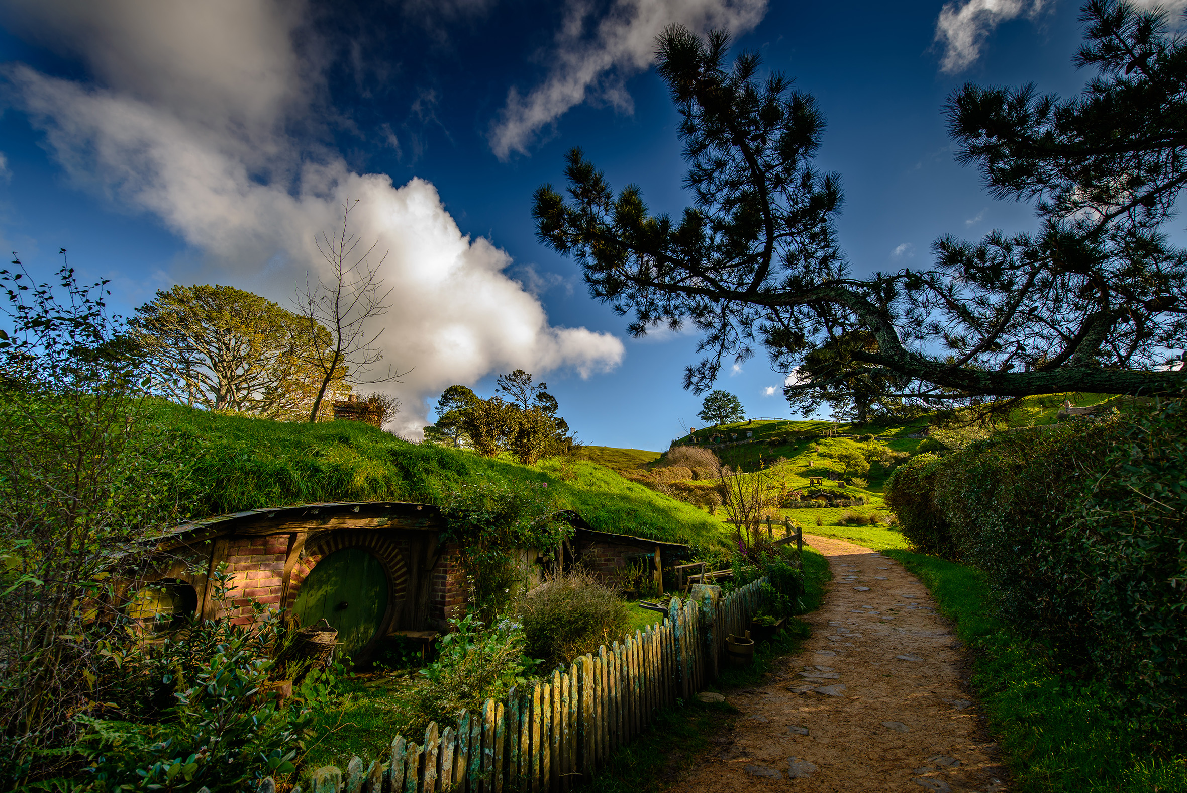 Man Made Hobbiton 2362x1577