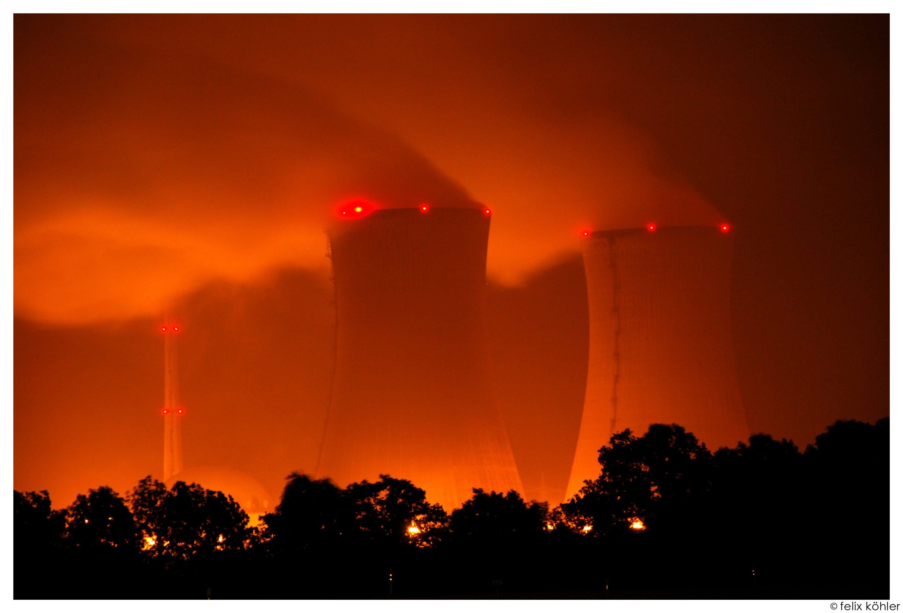 Cooling Towers Night Red Dark Smoke Nuclear Power Plant 2992x2032