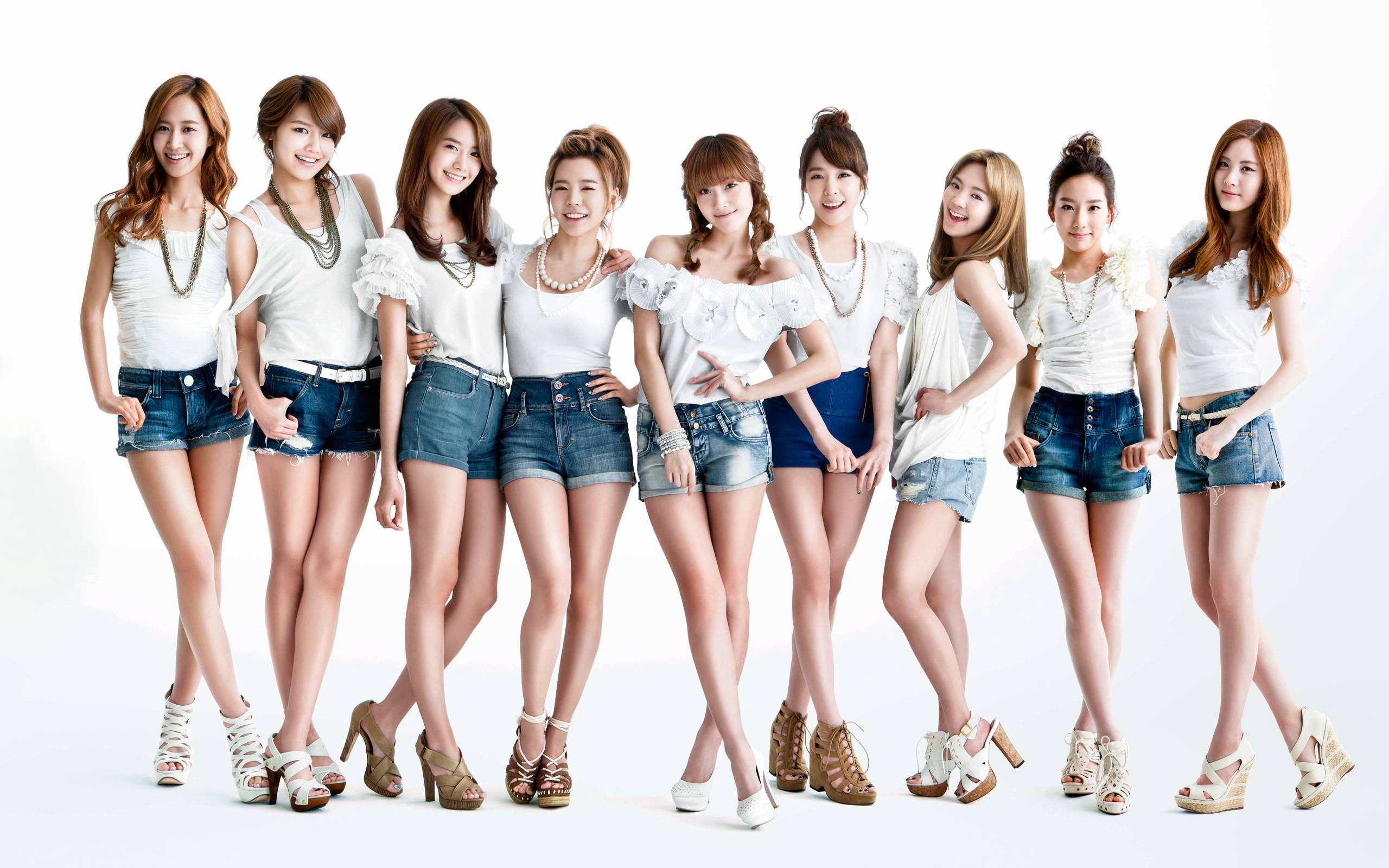 SNSD Girls Generation Musician Singer Kwon Yuri Sooyoung Yoona White Clothing Sunny Jessica Jung Tif 2560x1600