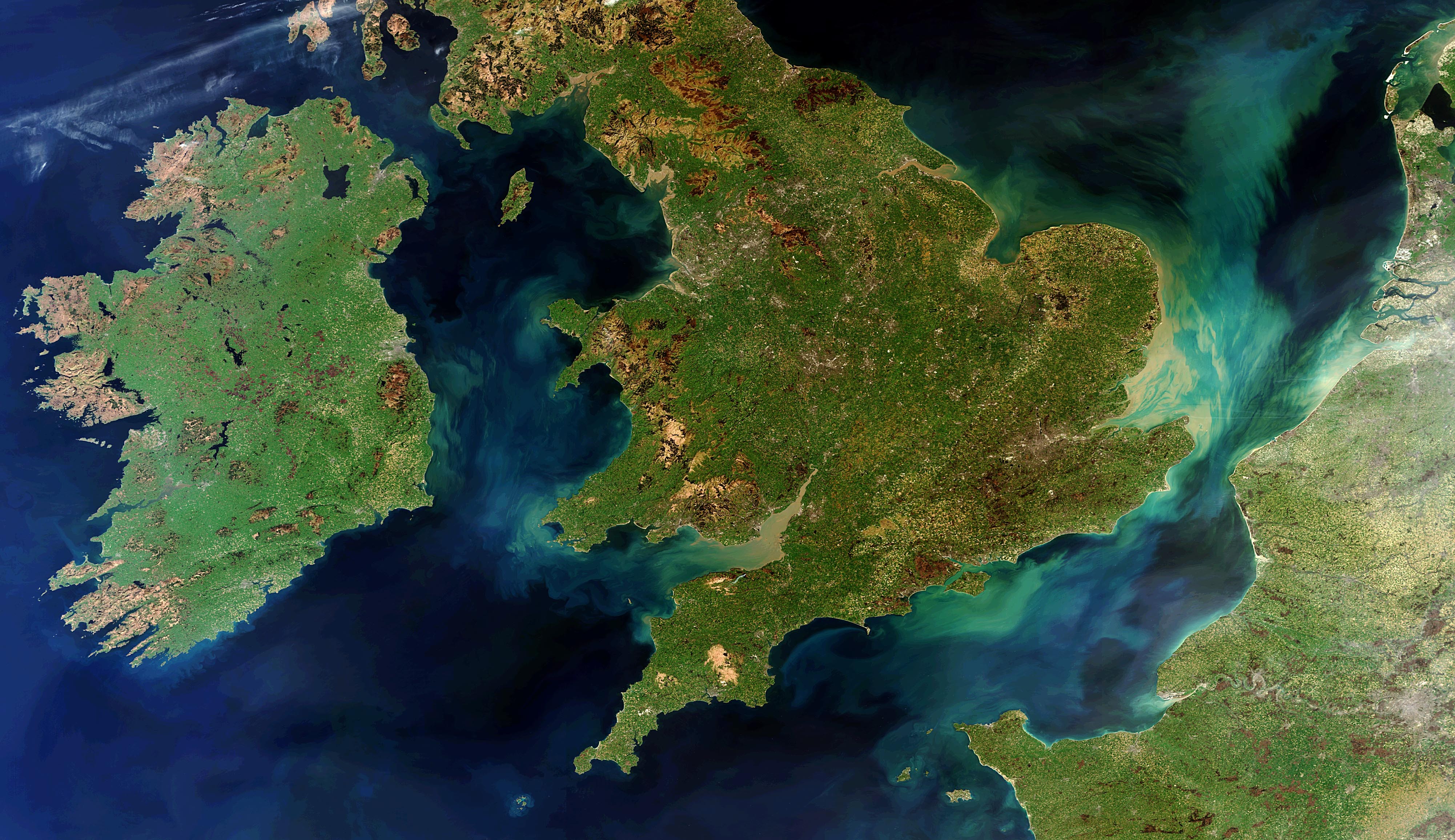 England Ireland Wales Satellite Photo 4003x2312
