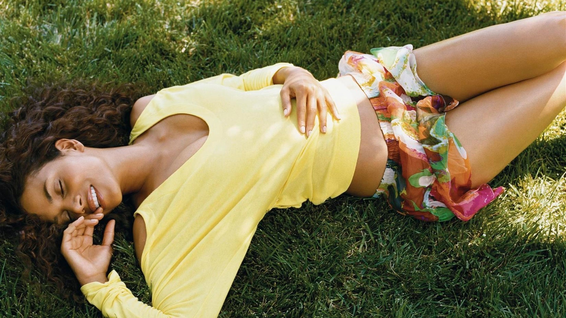 Women Halle Berry Smiling Actress Celebrity Women Outdoors Grass Brunette Closed Eyes Yellow Shirt B 1920x1080