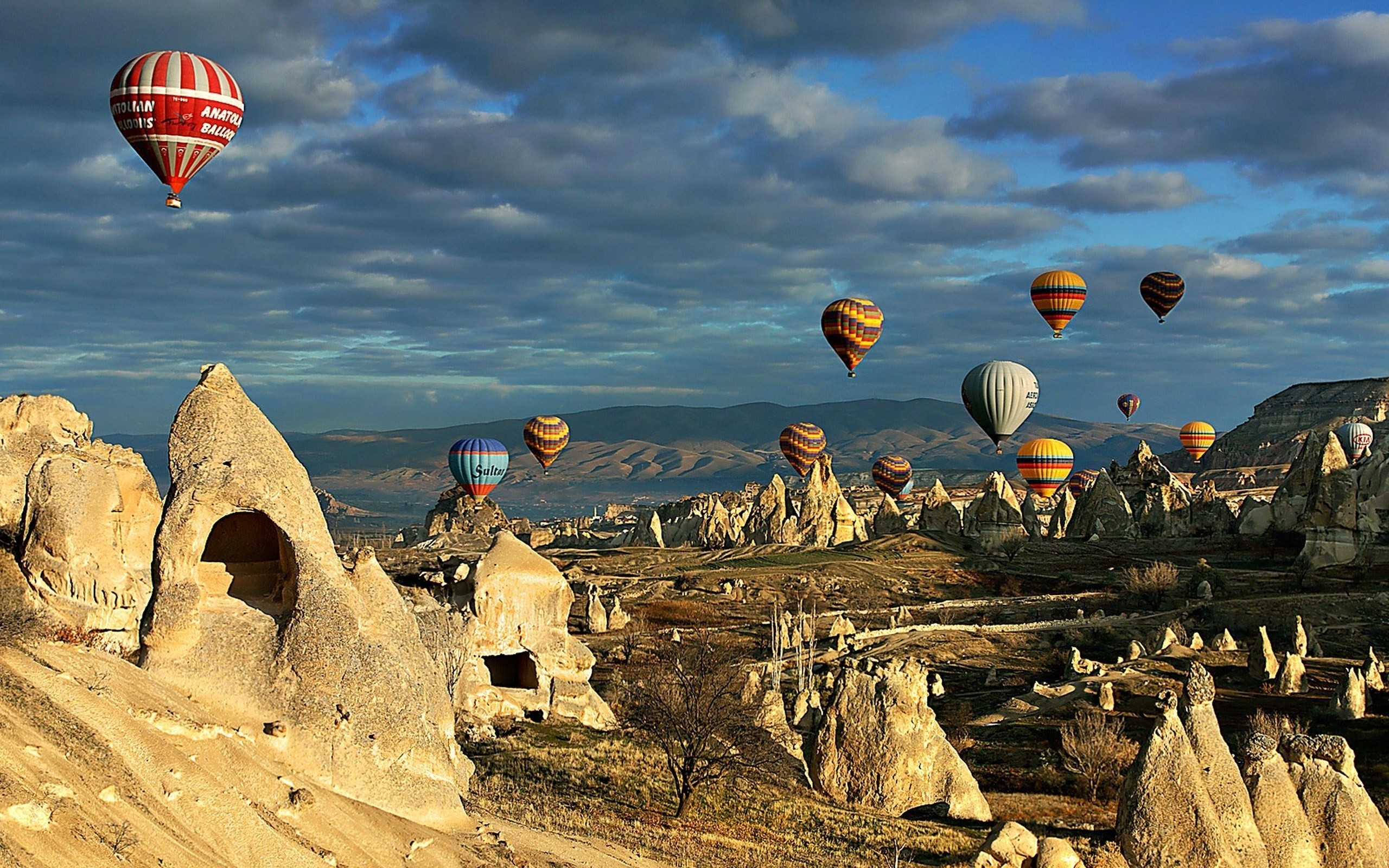 Cappadocia Sky Hot Air Balloons 2560x1600