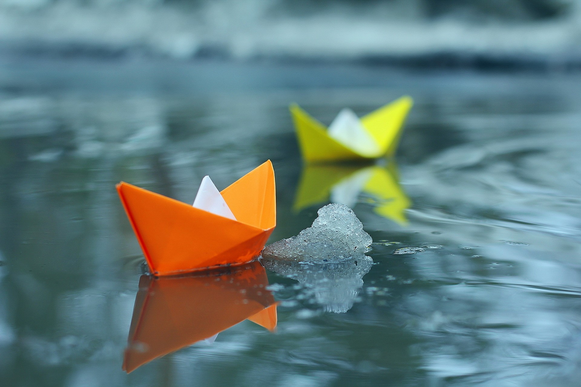 Paper Boats Paper Water 1920x1280
