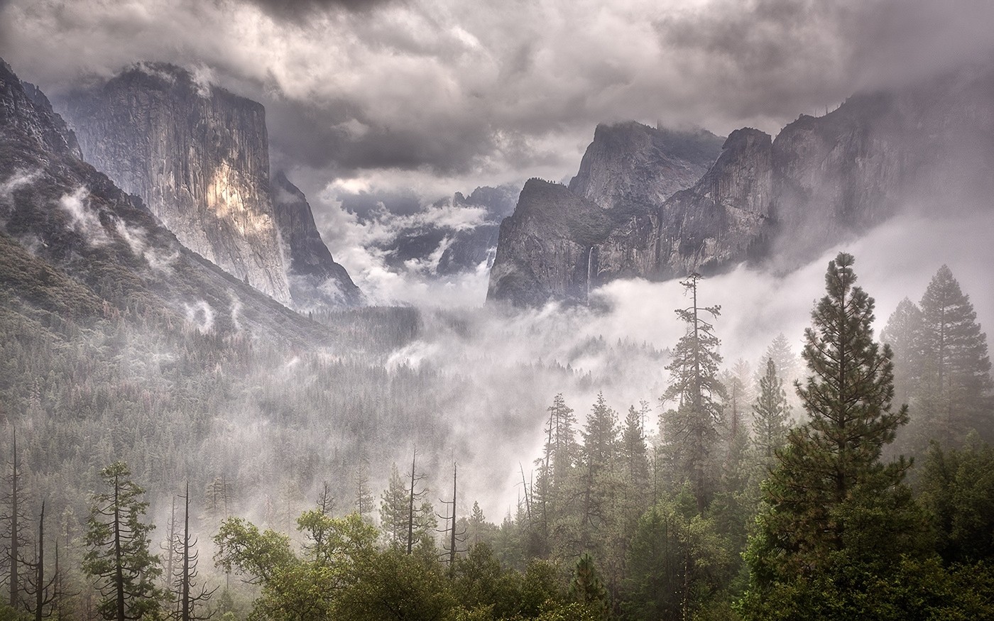 Nature Landscape Mountains Forest Mist Daylight Clouds Yosemite Valley 1400x875