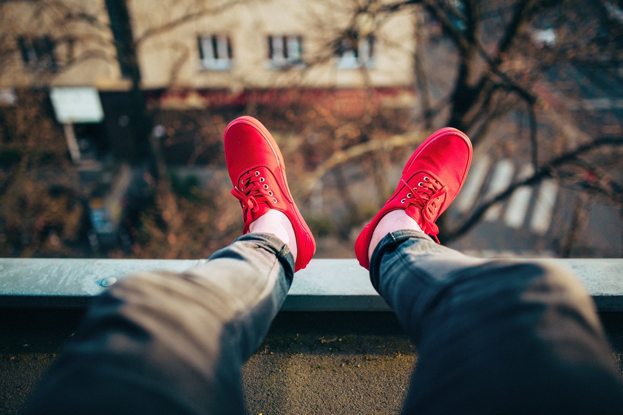 Red Shoes Legs Depth Of Field Rooftops Rooftopping Red Shoes Jeans 1280x853