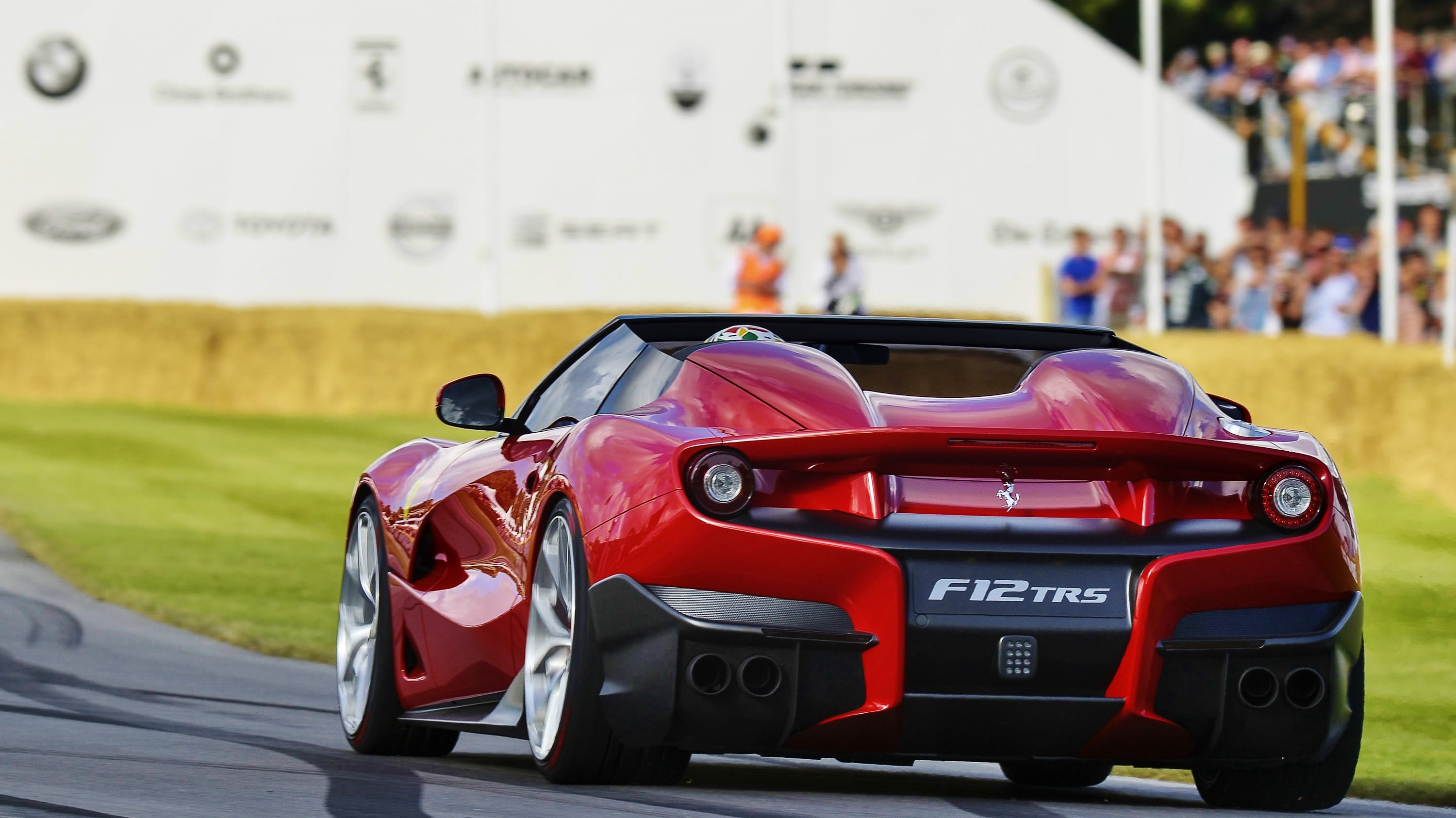 Ferrari F12 F12 Berlinetta Car 3000x1686