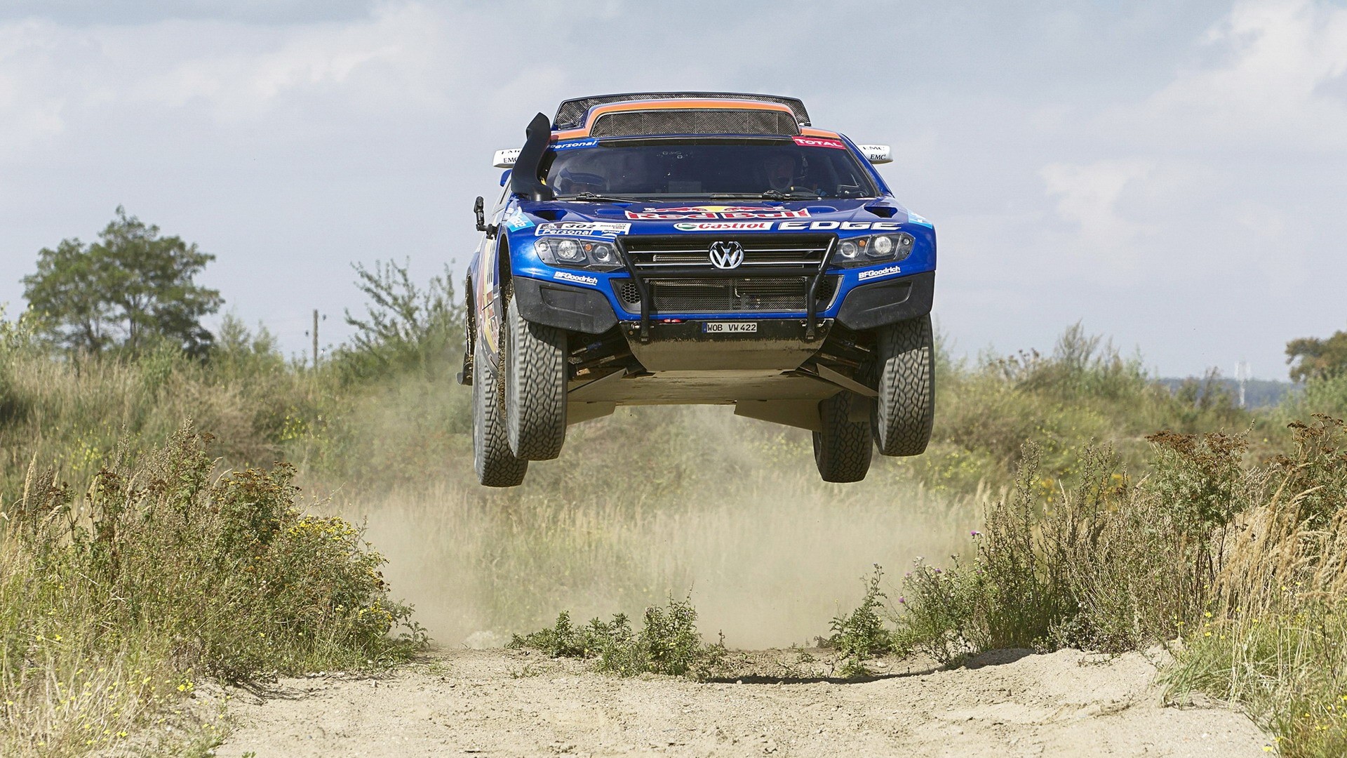 Dakar Race Volkswagen Vehicle Rally Cars Jumping Car 1920x1080