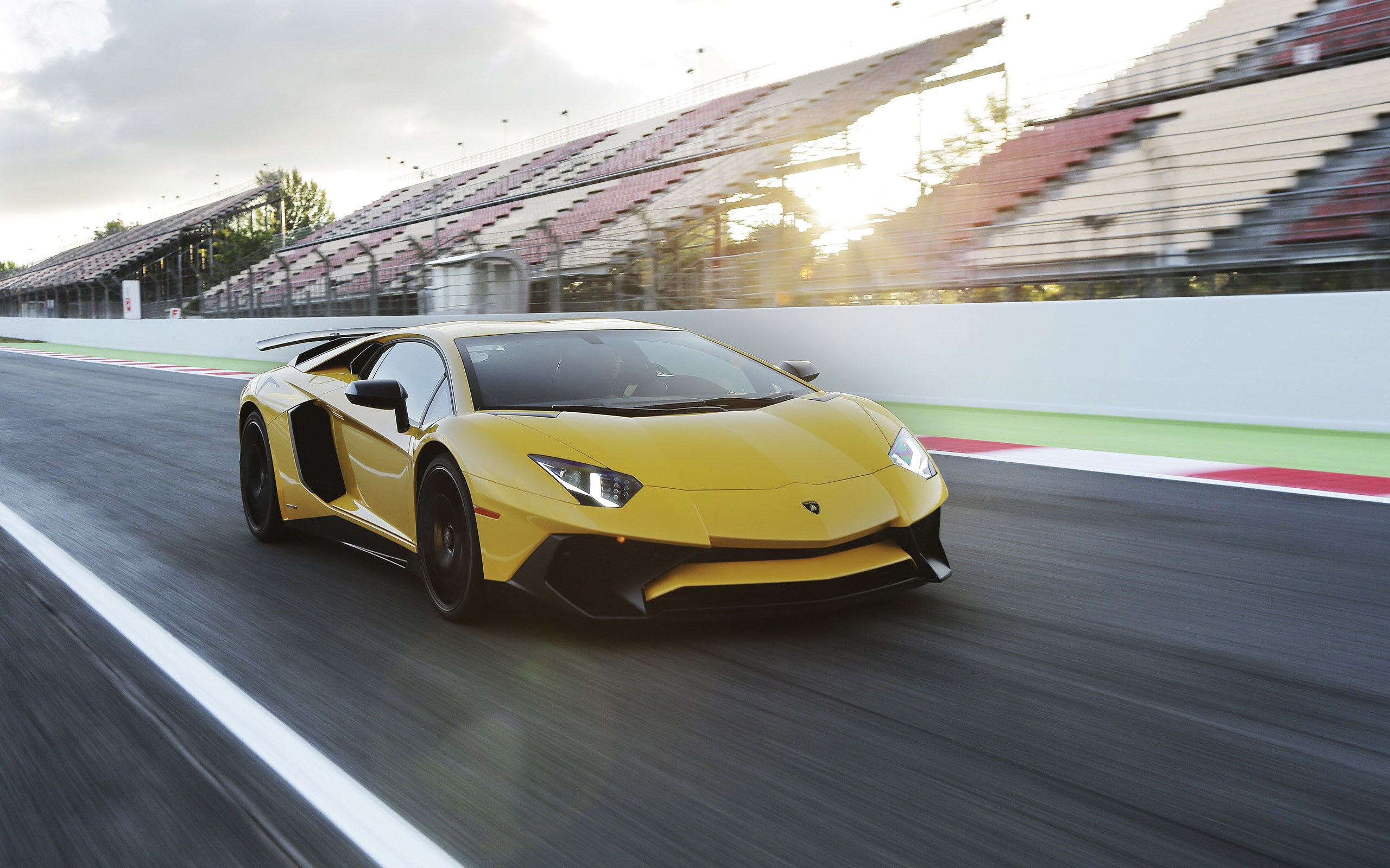 Lamborghini Aventador LP750 4 SV Car Race Tracks Motion Blur 2560x1600