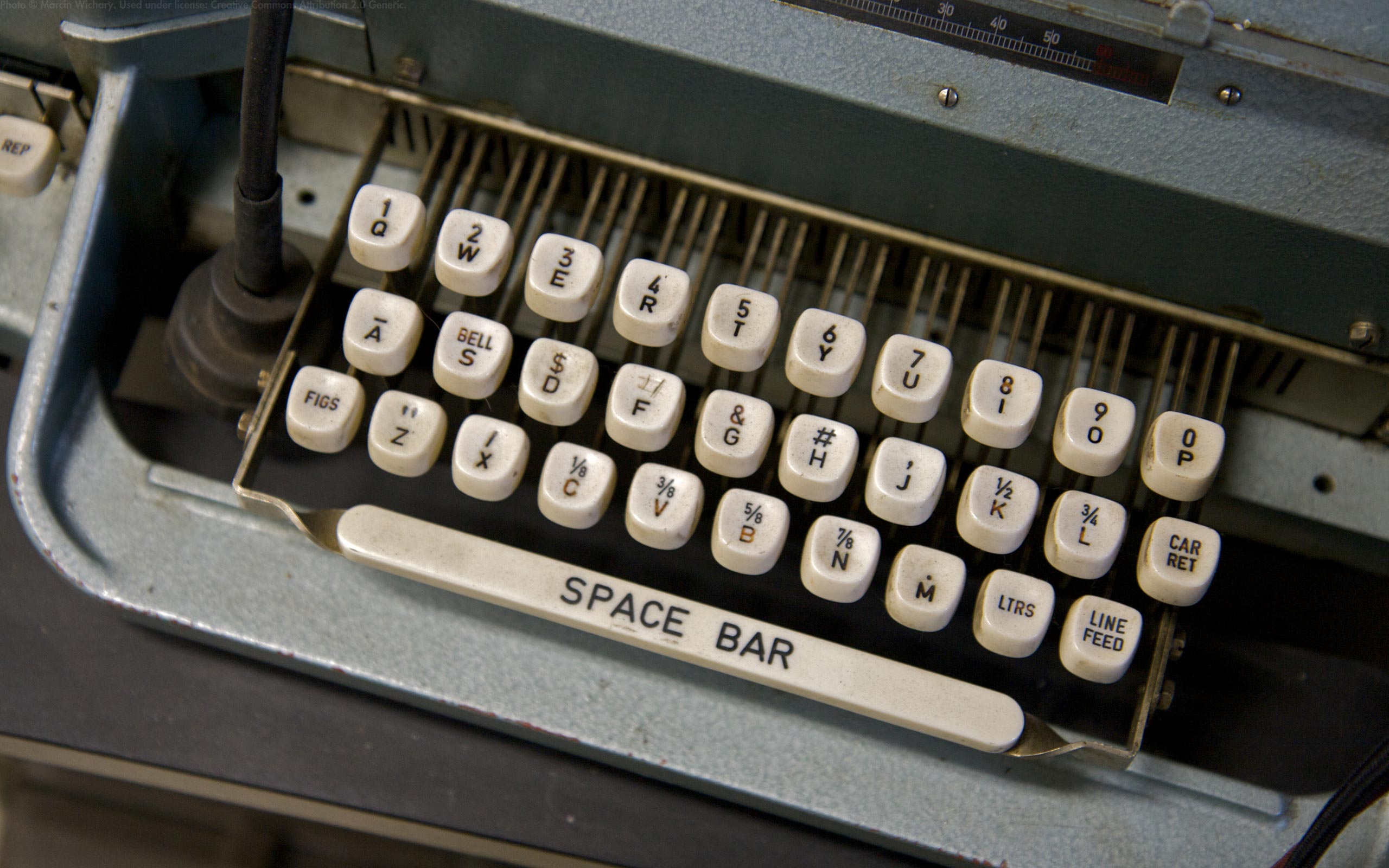 Man Made Typewriter 2560x1600