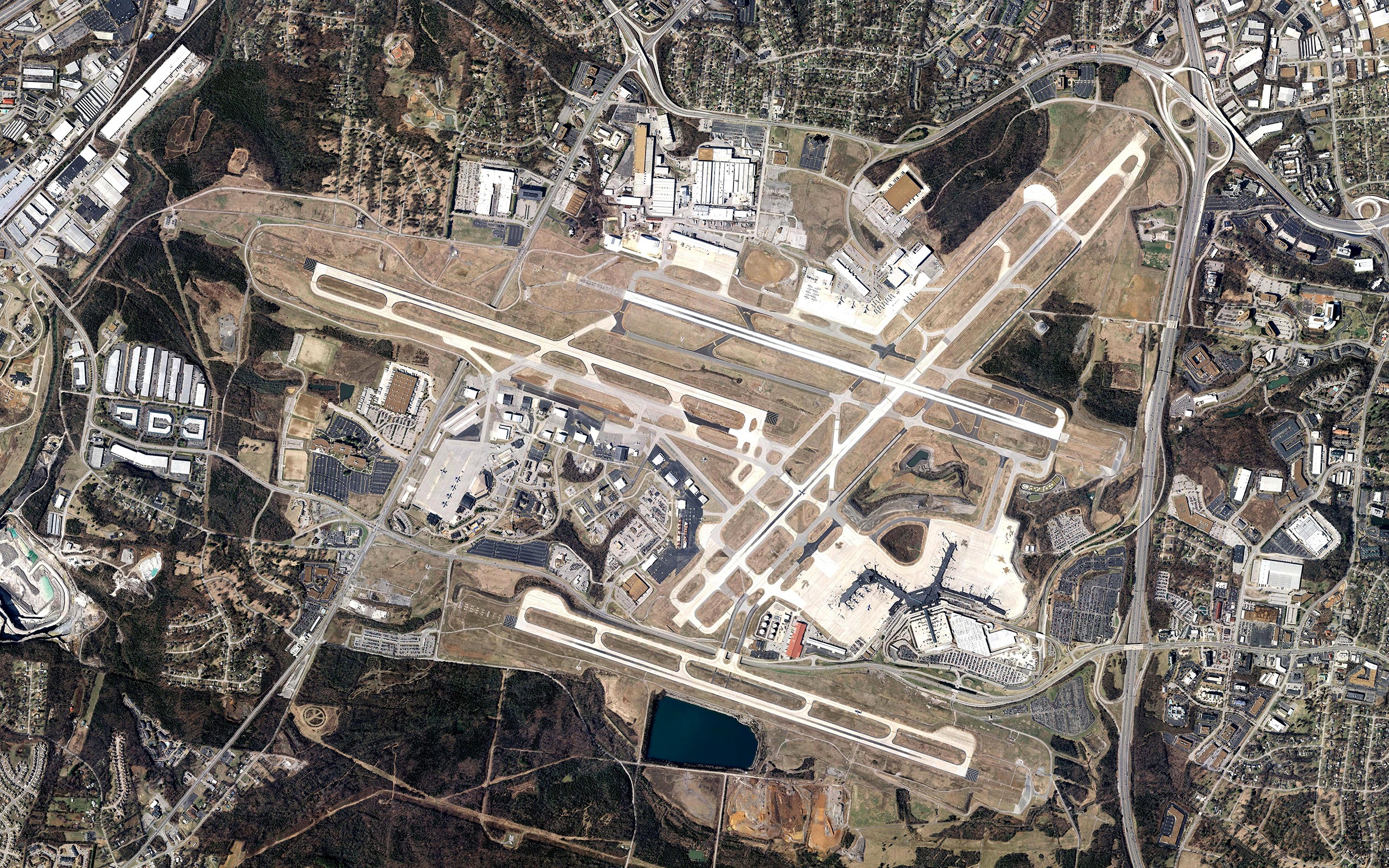 Airport Runway City Aerial View Nashville 2560x1600