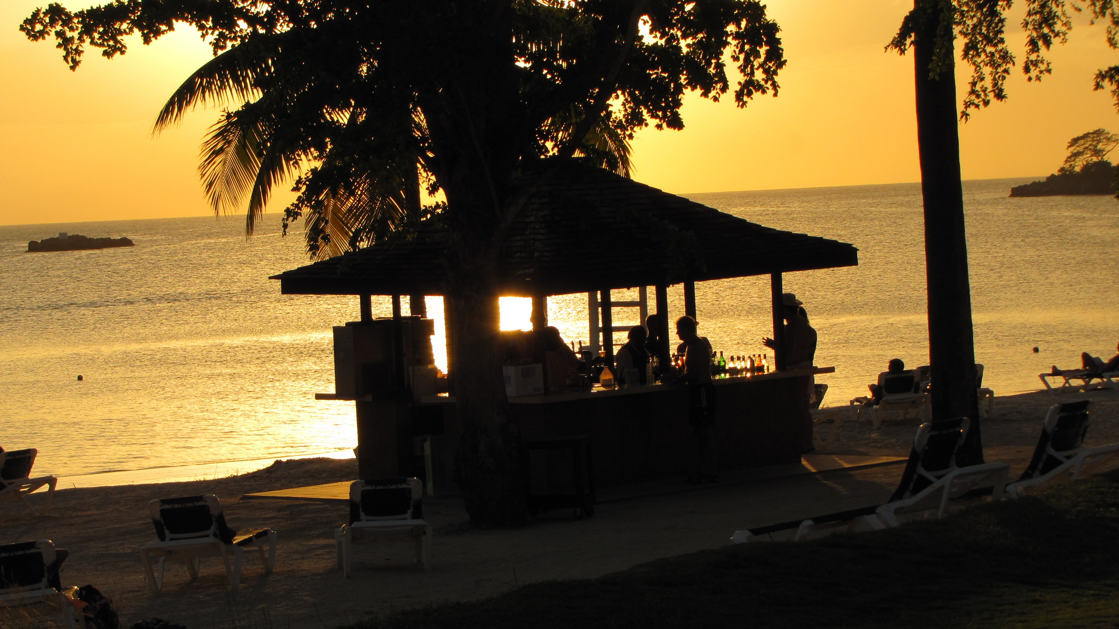 Jamaica Beach Hut Silhouette Sunset Trees 3840x2160