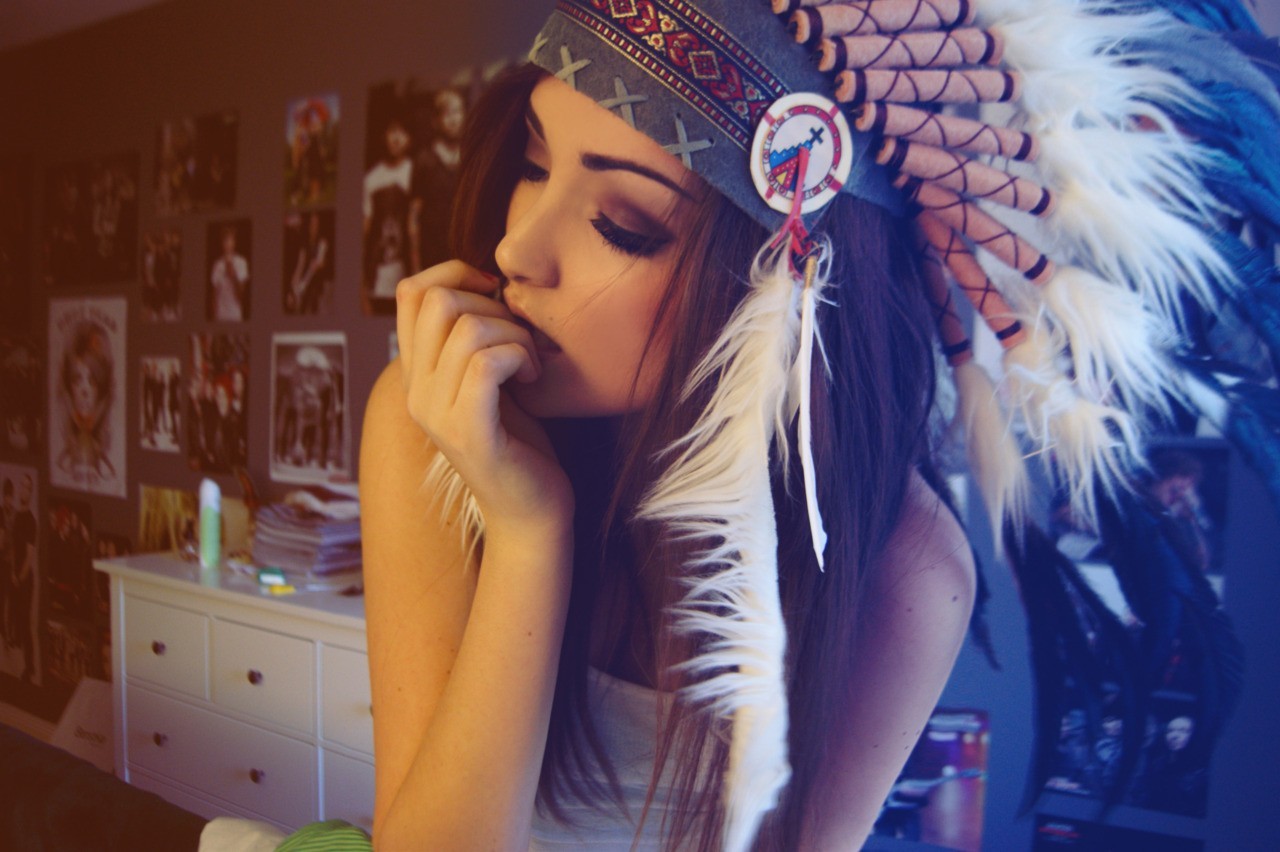 Women Melanie Iglesias Closed Eyes Indian Hat Women Indoors Brunette 1280x852