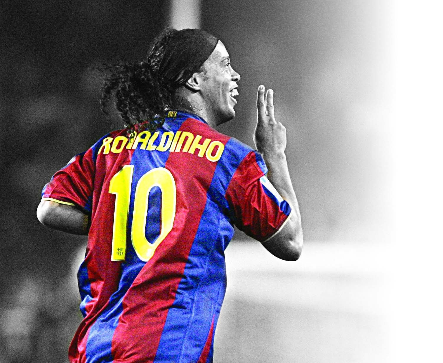 Selective Coloring Ronaldinho Men Sport Soccer 1504x1234