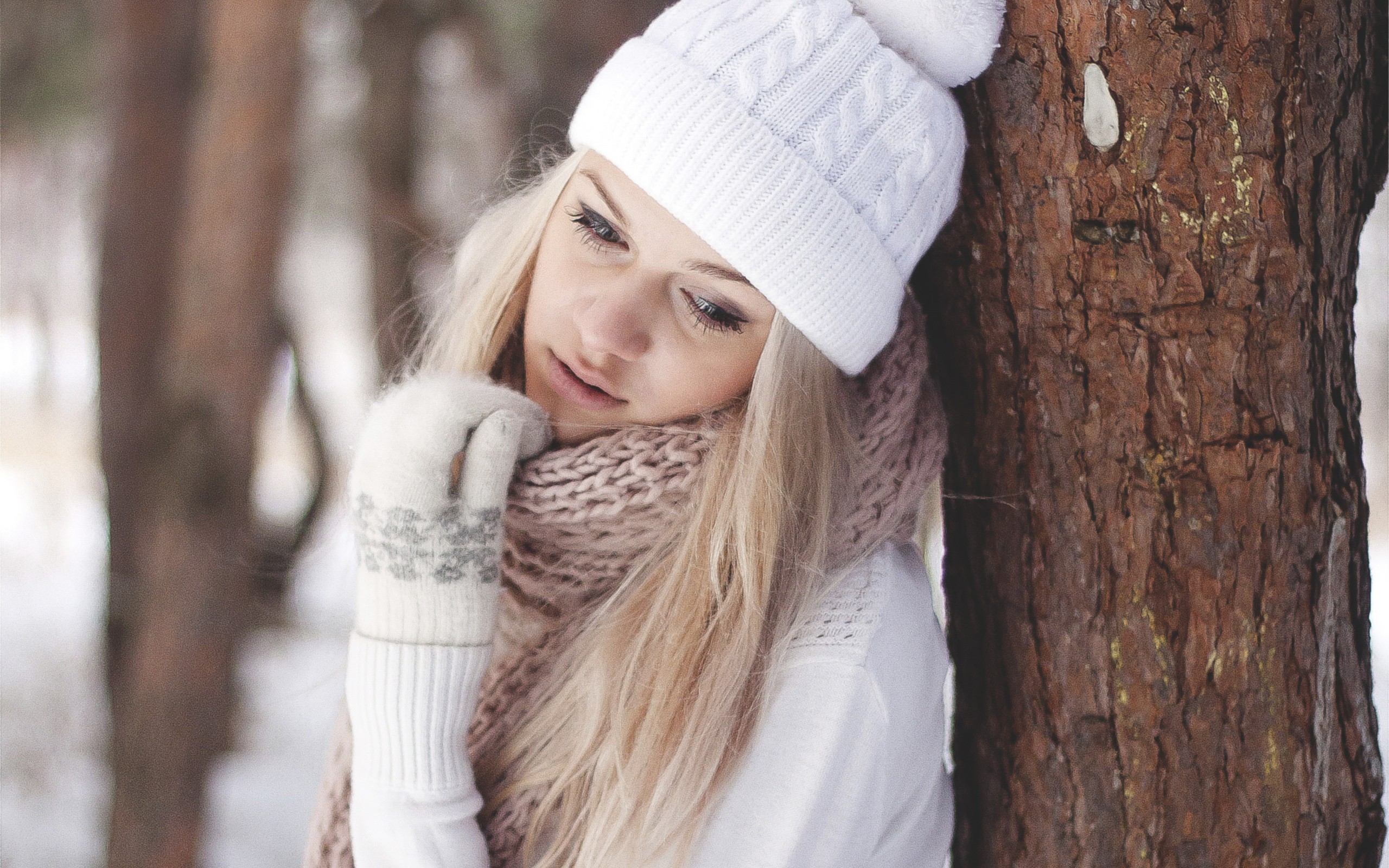 Women Hat Scarf Knit Hat Blonde Gloves Wool Cap White Cap White Gloves White Sweater Forest 2560x1600