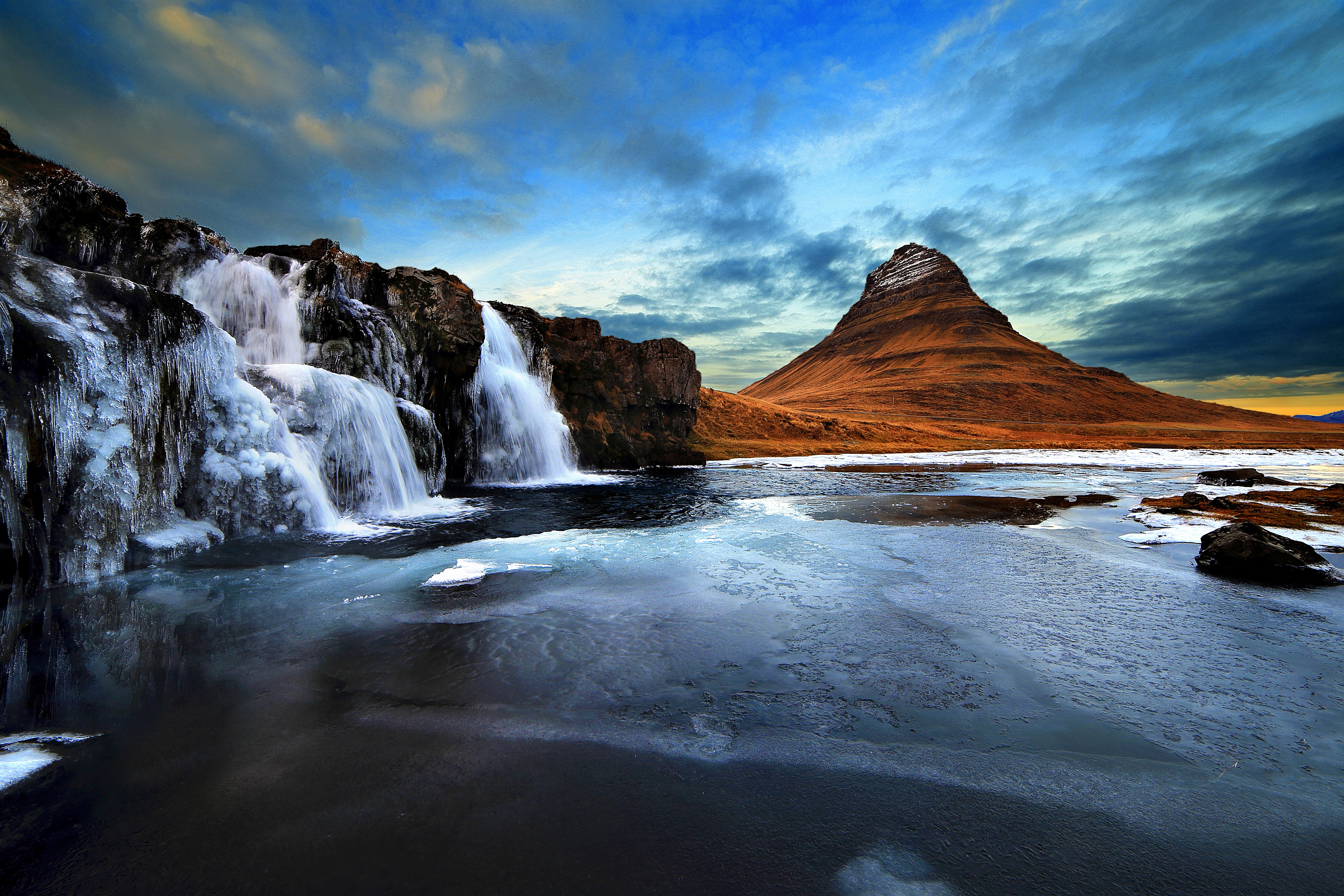 Iceland Ice Kirkjufell 5472x3648