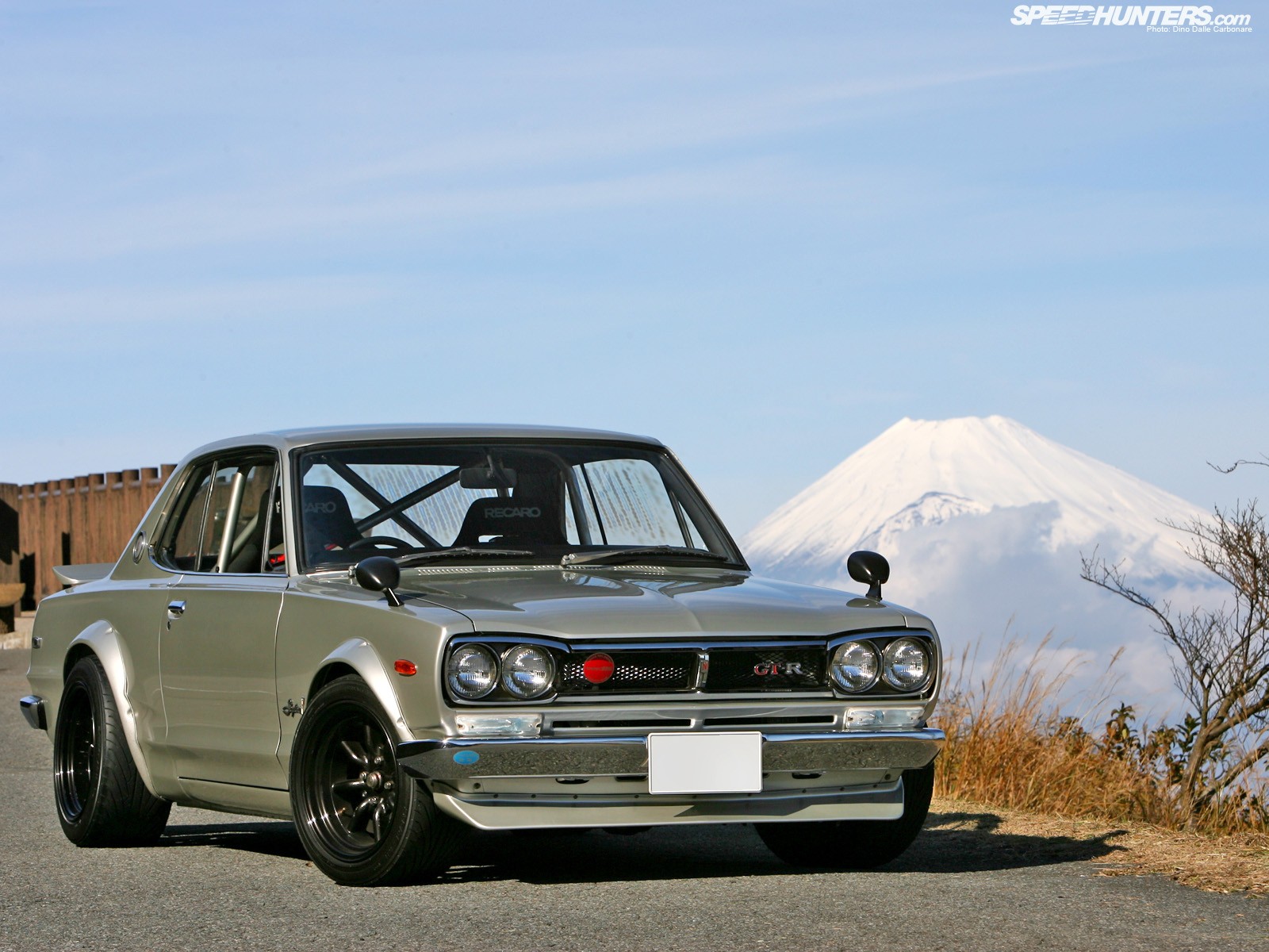 Nissan Nissan Skyline Japan Mountains Car Mount Fuji Vehicle Nissan Skyline C10 1600x1200