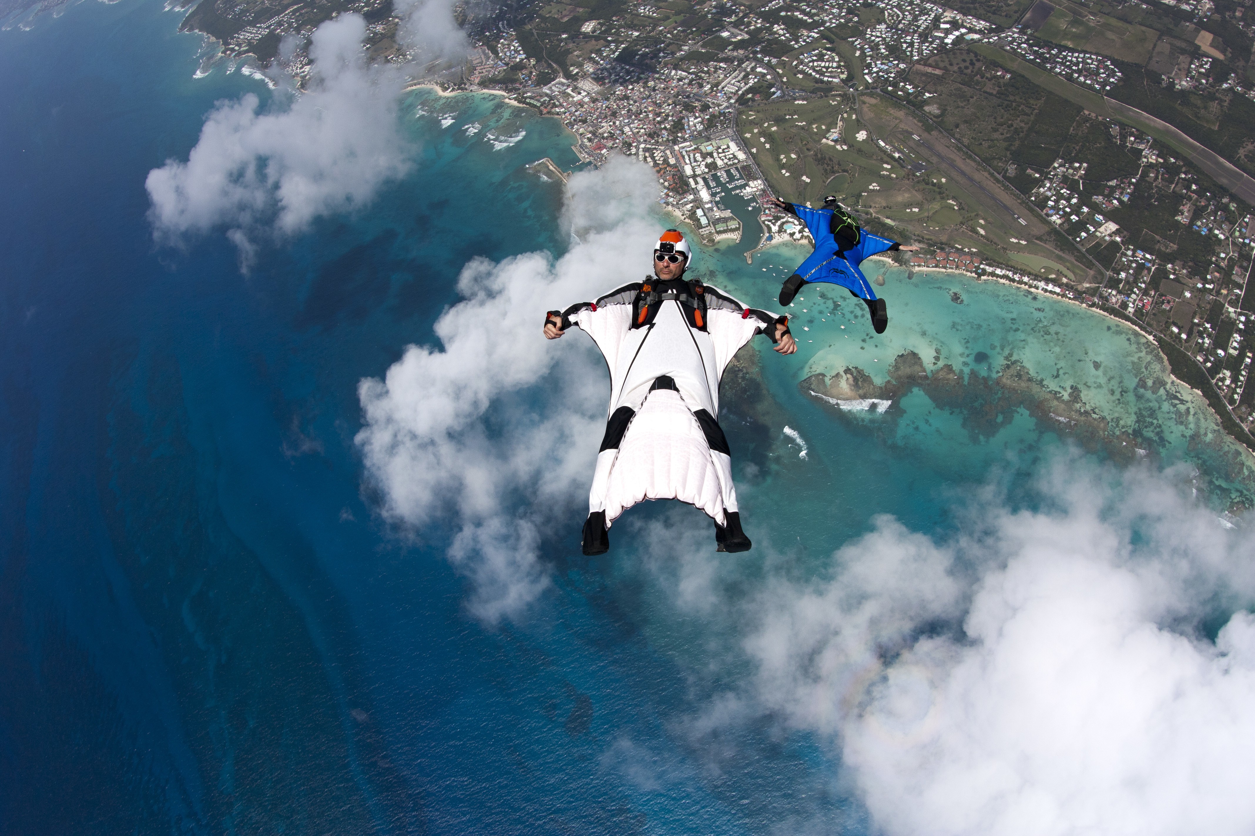 Wingsuit Skydiving 4272x2848
