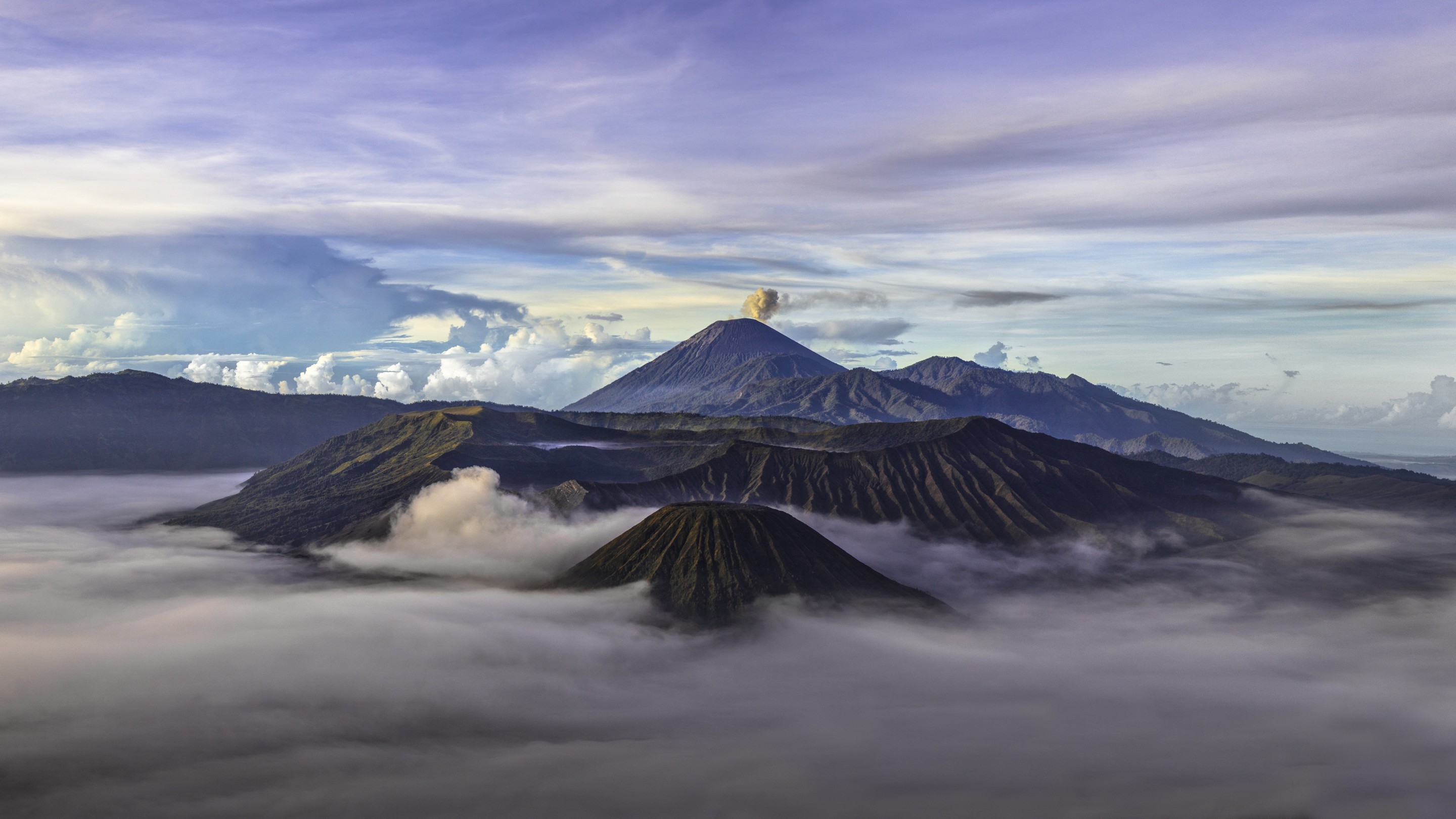 Mount Bromo Volcano Indonesia Java Indonesia Morning 2880x1620