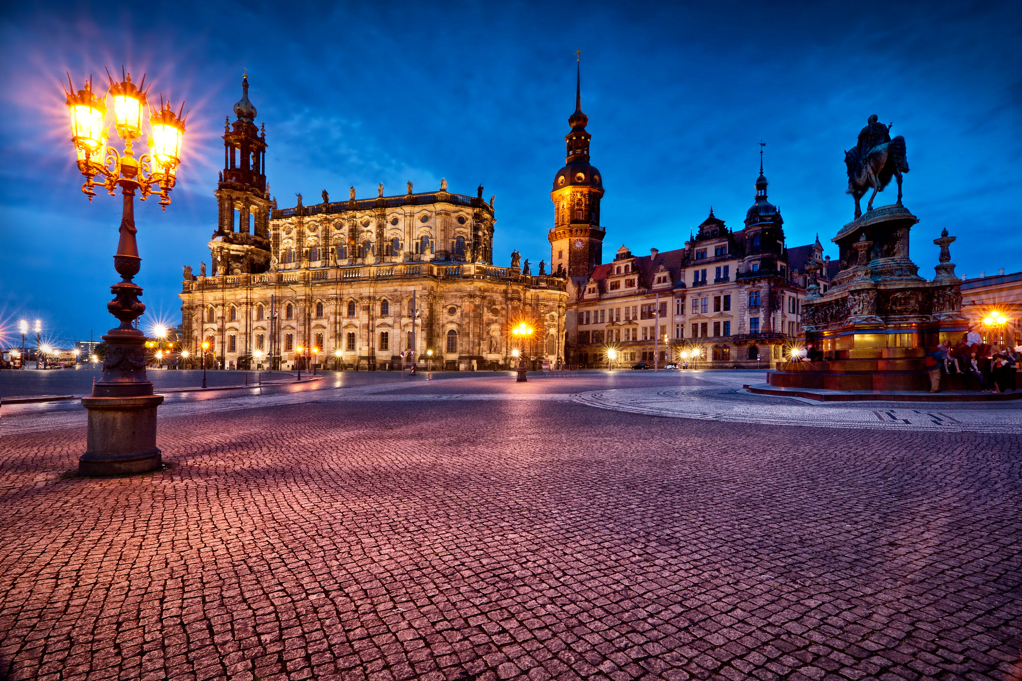 Dresden Germany 2048x1365