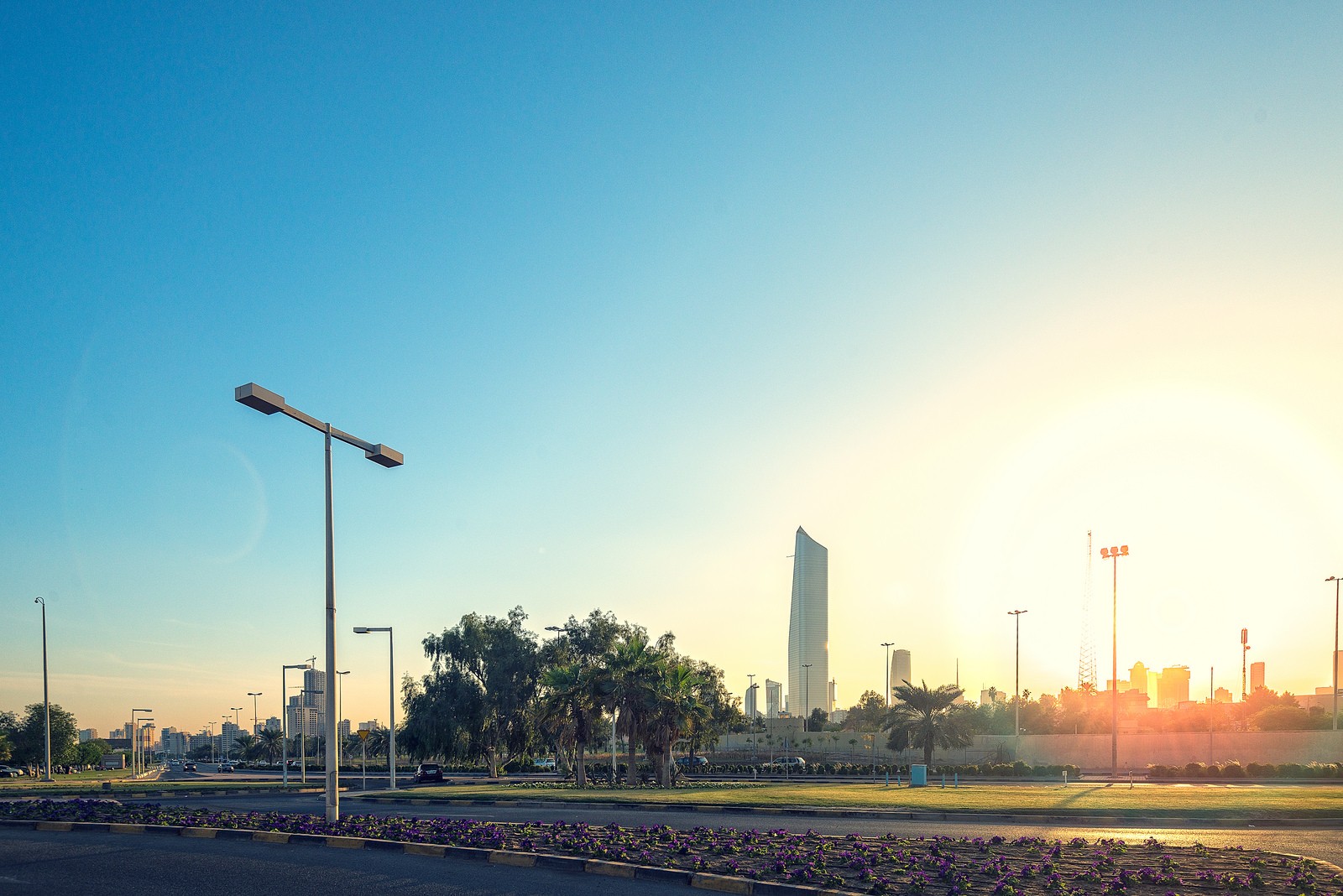 Kuwait Street Light Road City Urban 1600x1068