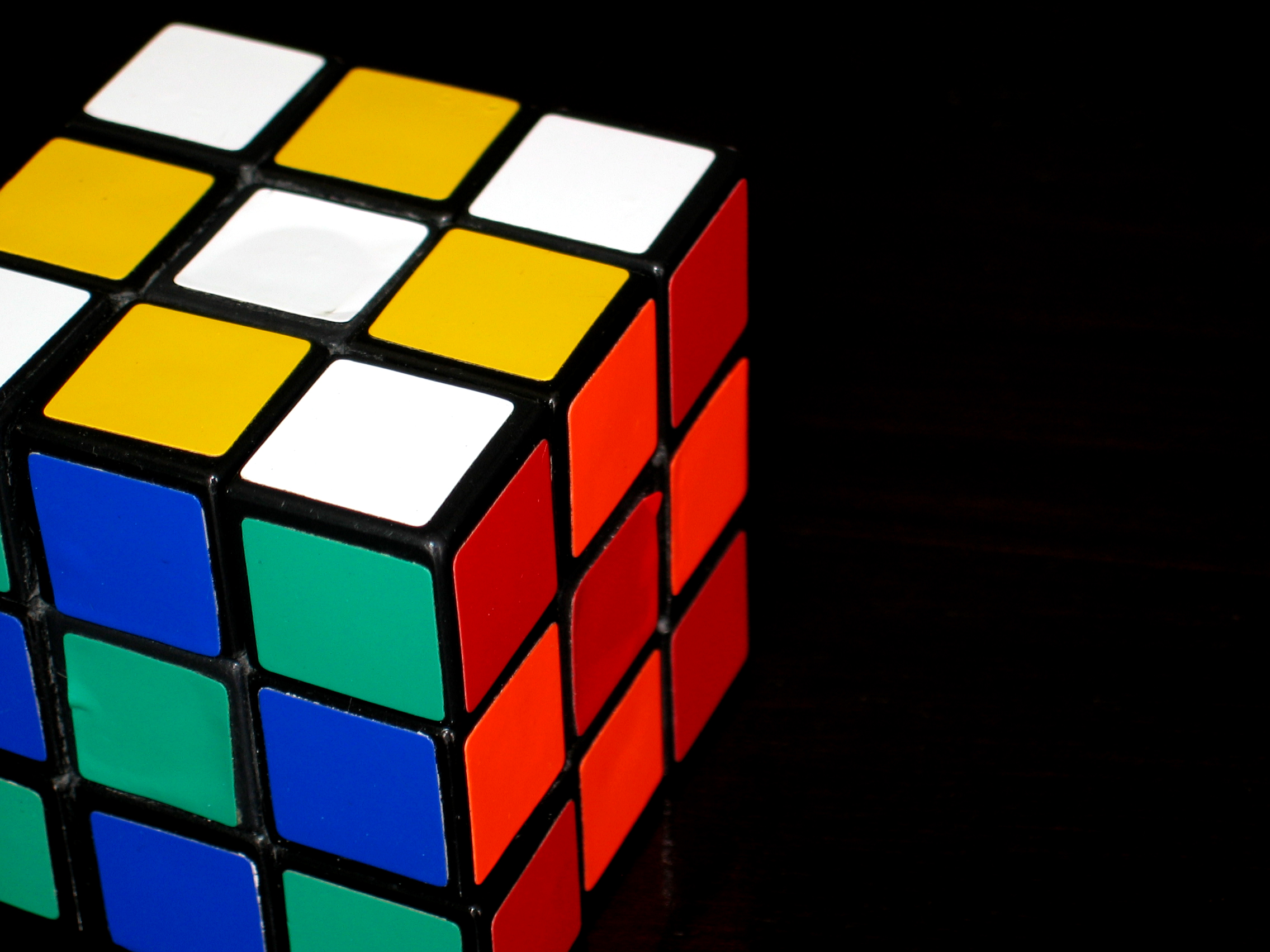 Rubiks Cube Colors 2272x1704