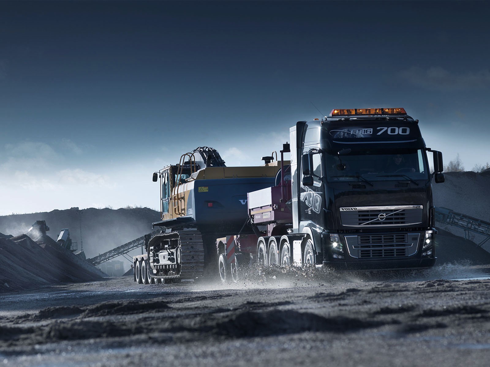 Trucks Construction Vehicles Volvo Heavy Equipment 1600x1200