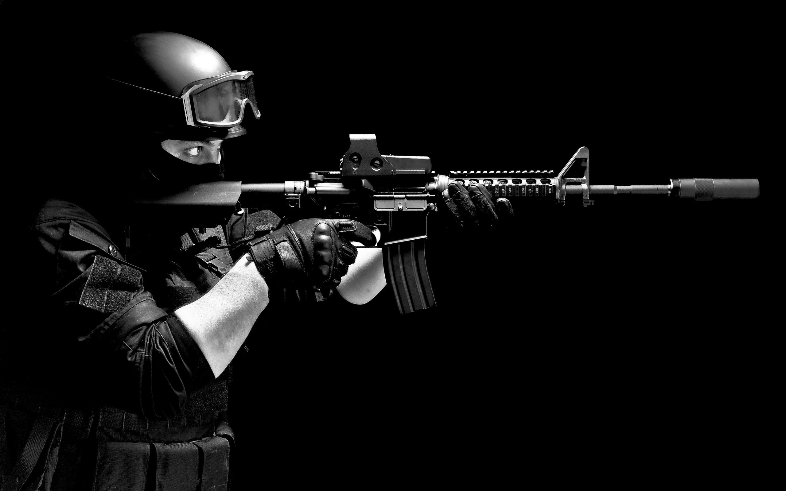 M4 SWAT Soldier M4A4 Weapon Monochrome 2560x1600