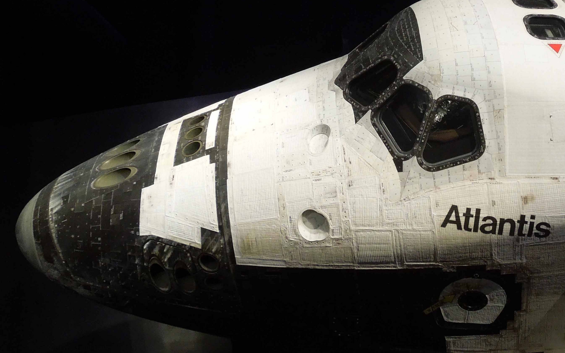 Vehicles Space Shuttle Atlantis 1920x1200
