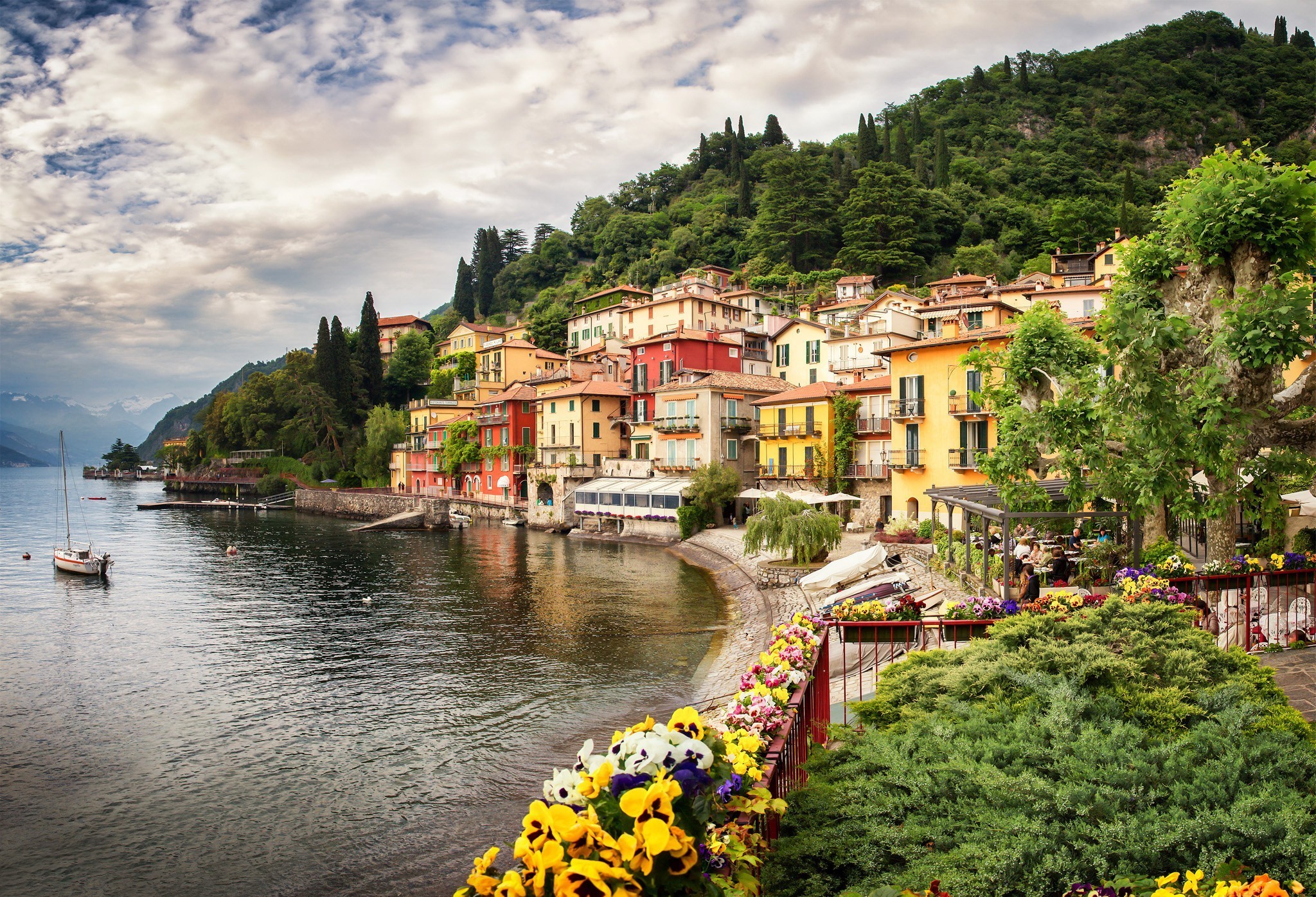 Nature Landscape Architecture Clouds Water Trees Italy Lake House Boat Hills Forest Flowers Mountain 2048x1395