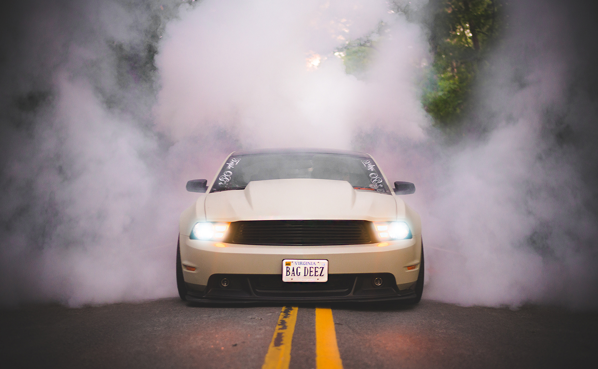 Burnout Tuning Muscle Cars Car Vehicle Smoke Frontal View 1980x1223