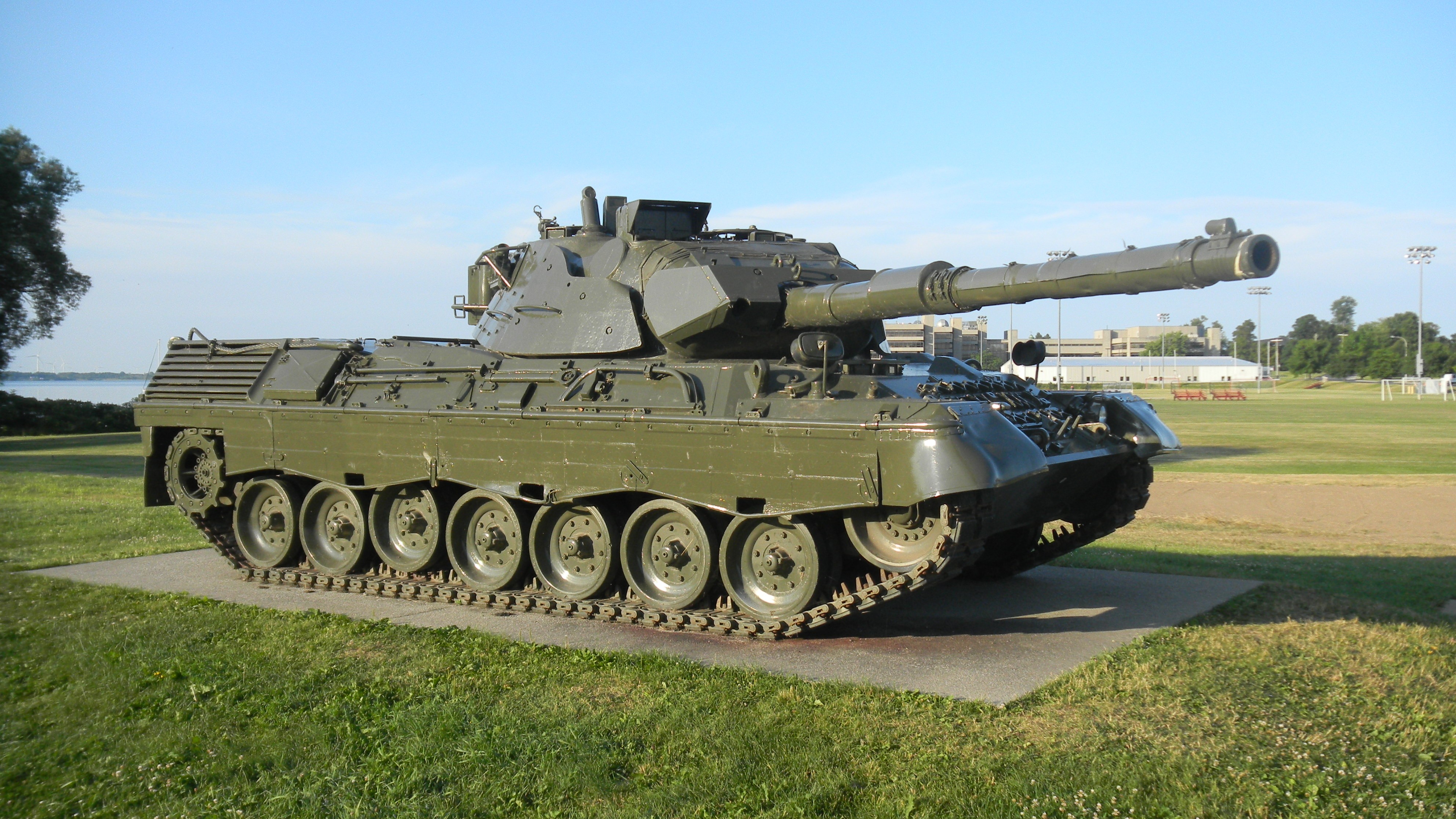Leopard 1 Leopard 1 Military Military Vehicle 3968x2232