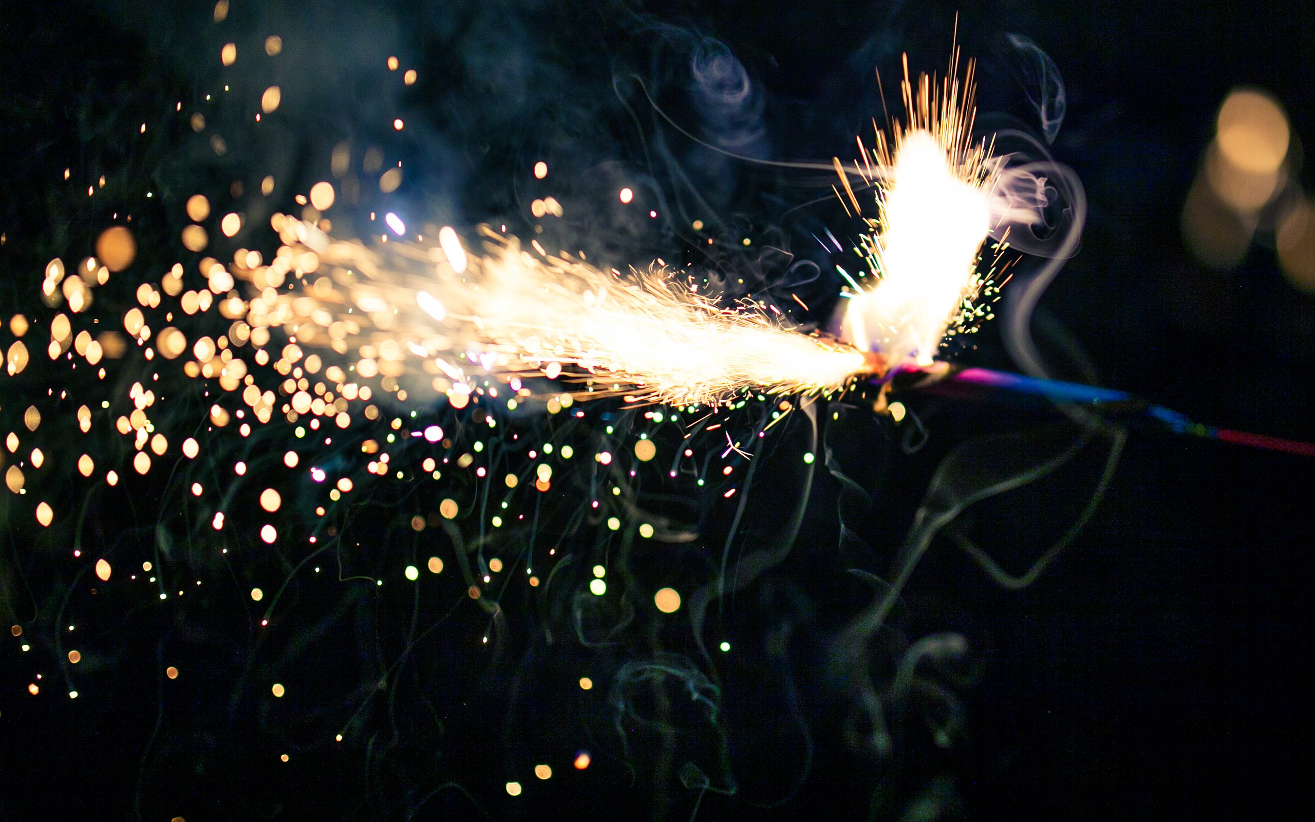 Sparks Fireworks Matches 2560x1600