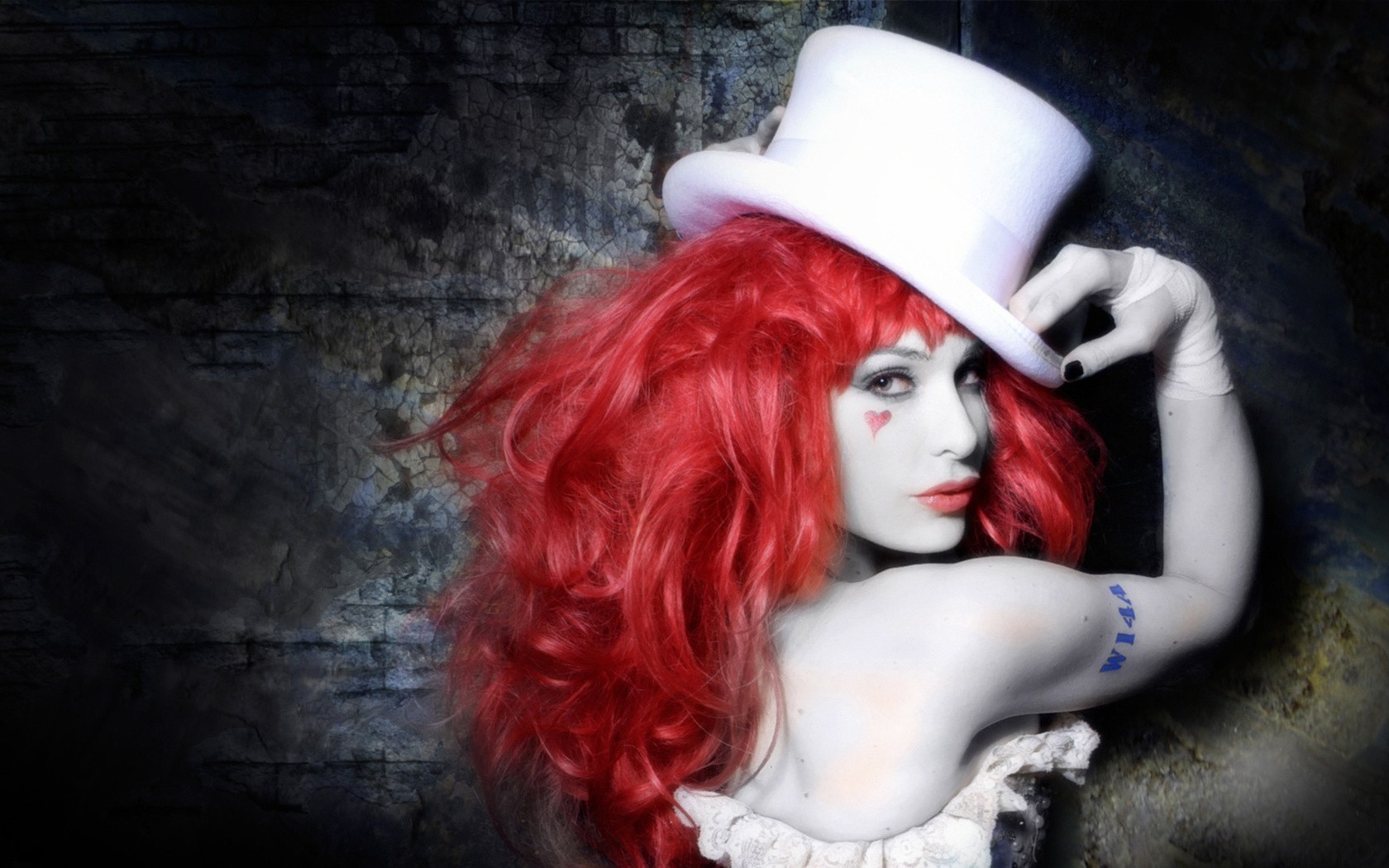 Emilie Autumn Redhead Tattoo Looking At Viewer 1680x1050