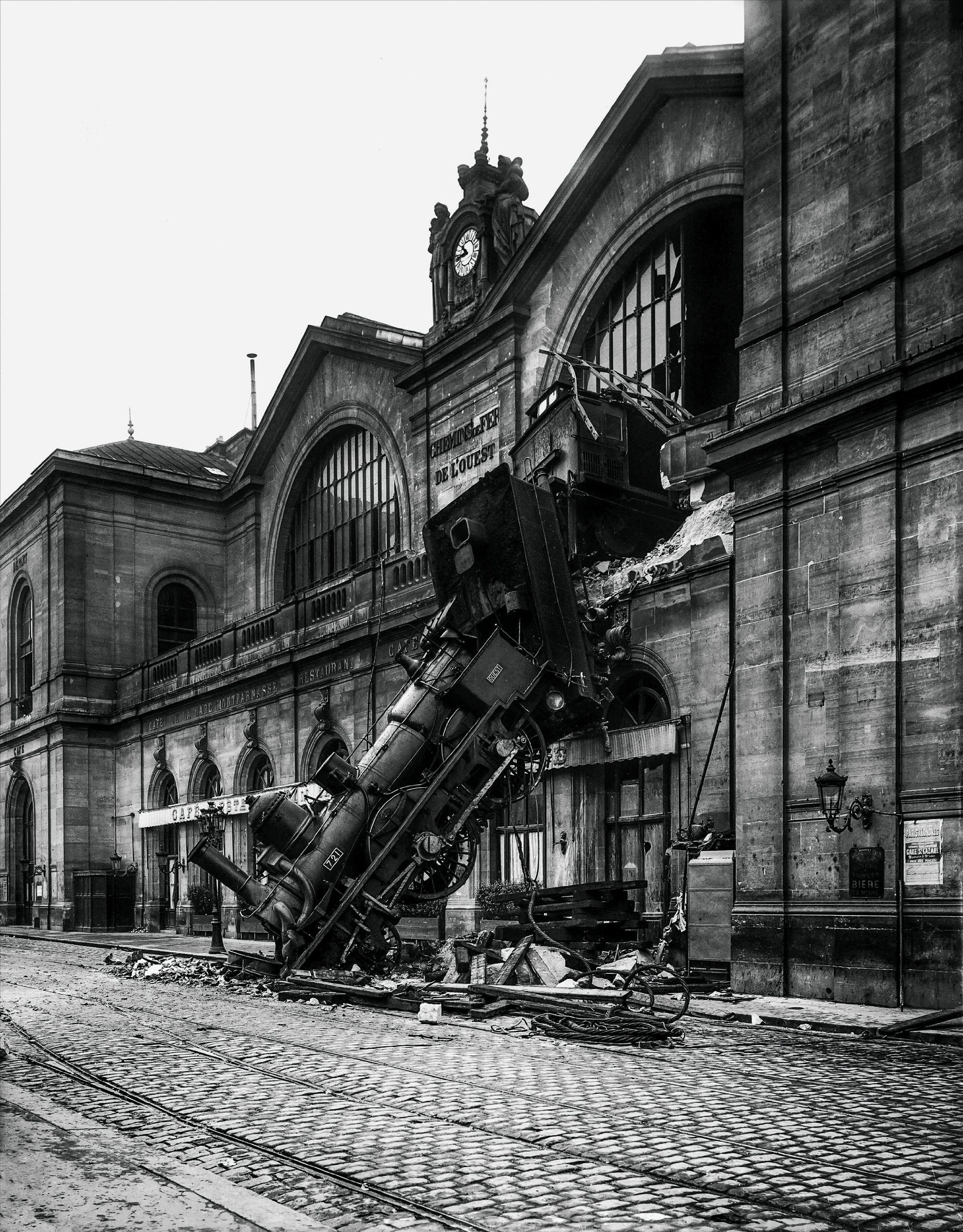 Architecture Monochrome Train Steam Locomotive Portrait Display Old Photos Paris France Train Statio 2002x2560