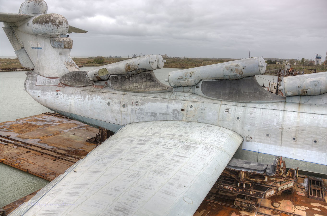 Lun Class Ekranoplan USSR Aircraft Wreck 1362x900