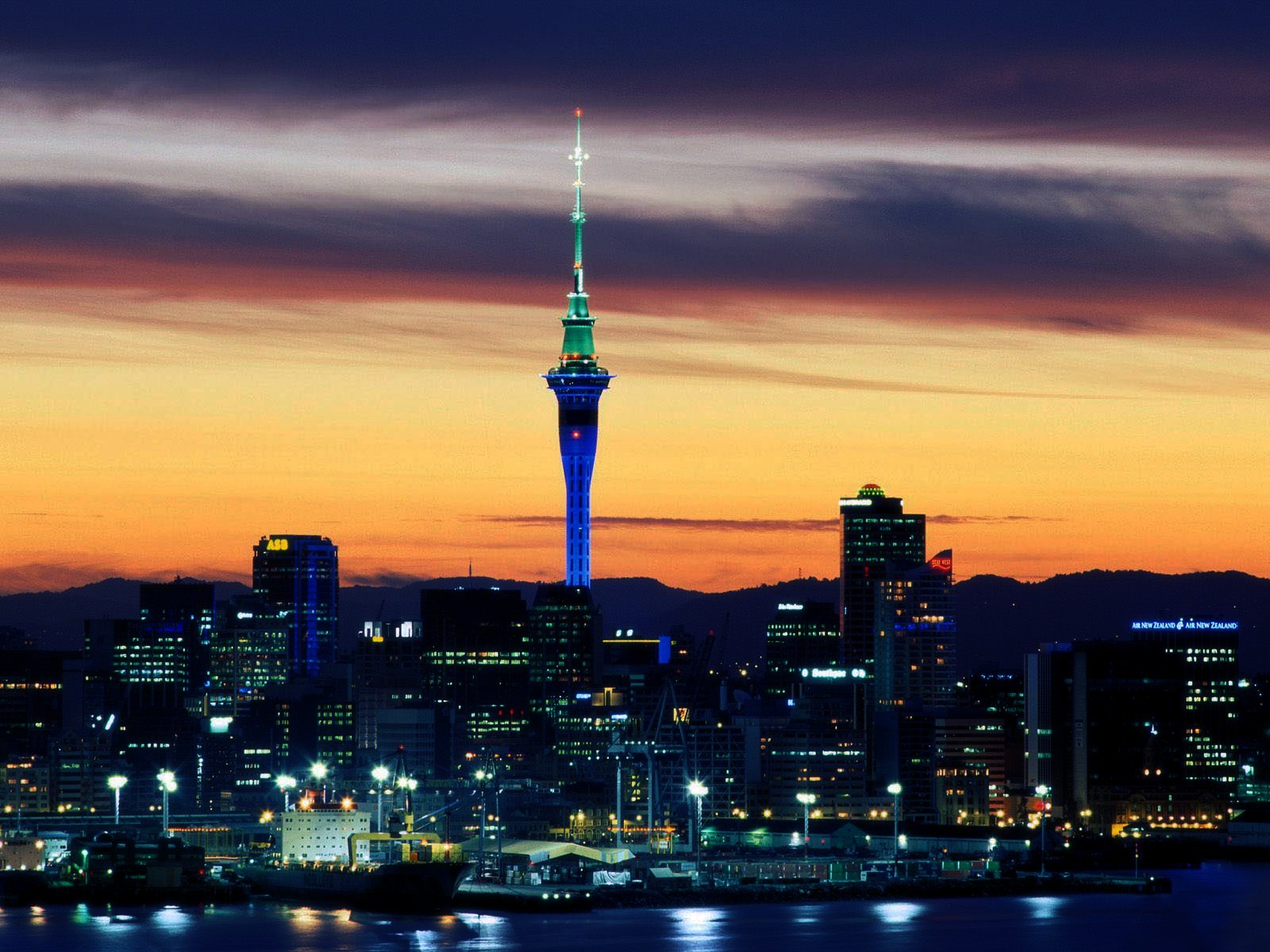 Town Lights Tower Horizon Cityscape Auckland New Zealand 1600x1200