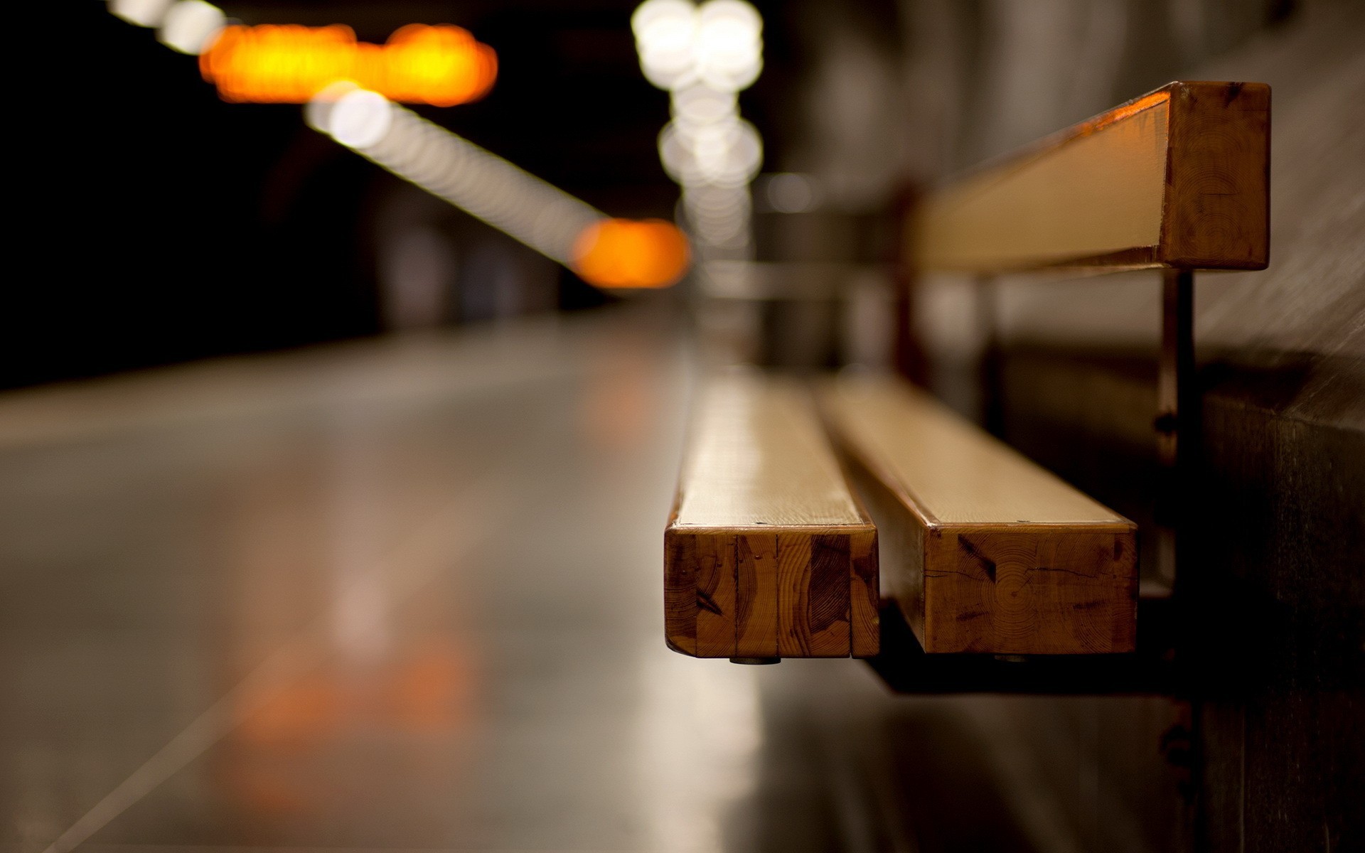 Bench Depth Of Field Bokeh Macro Railway Station 1920x1200