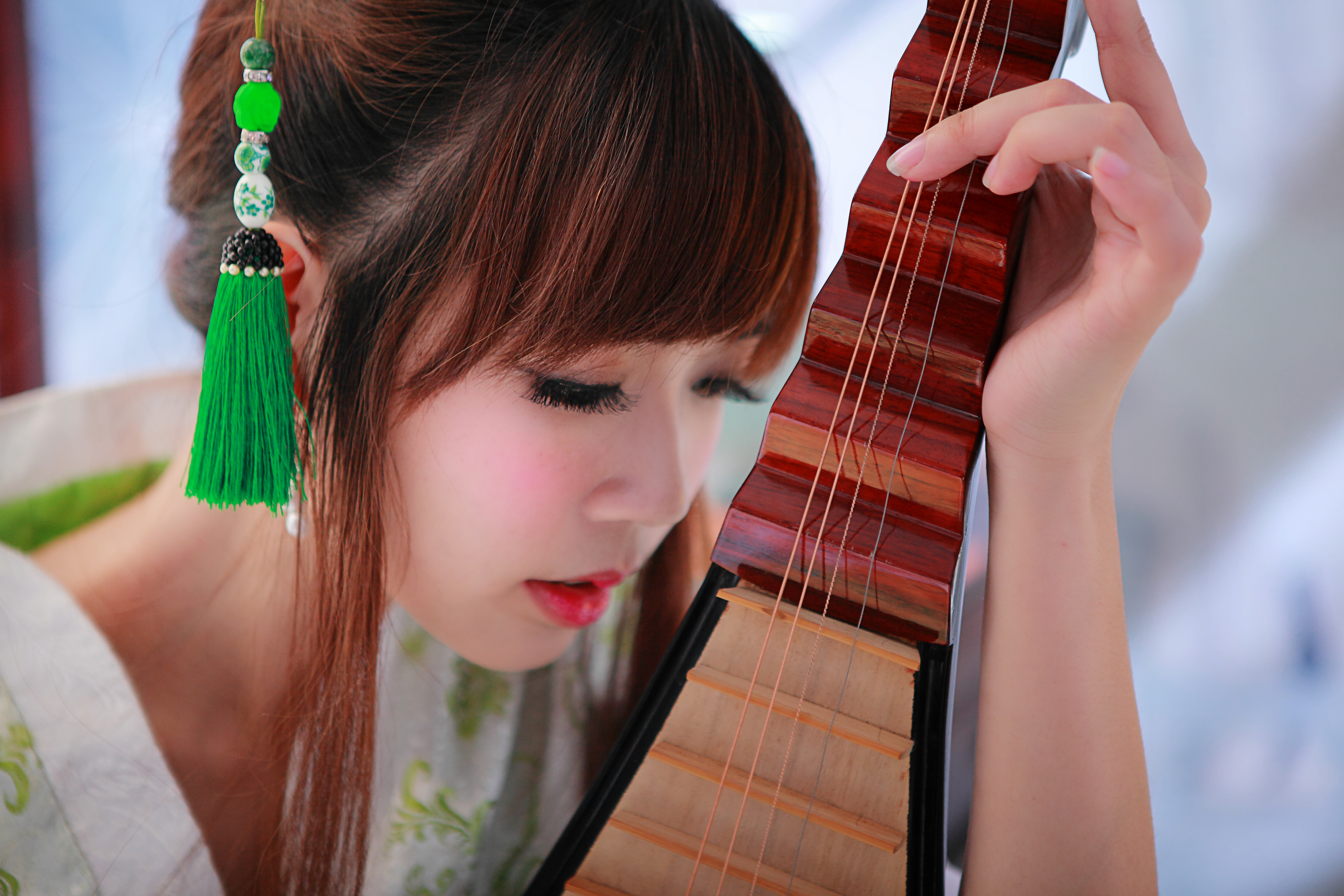 Girl Woman Asian National Dress Face Musician Instrument Sa Lin Taiwanese 5616x3744