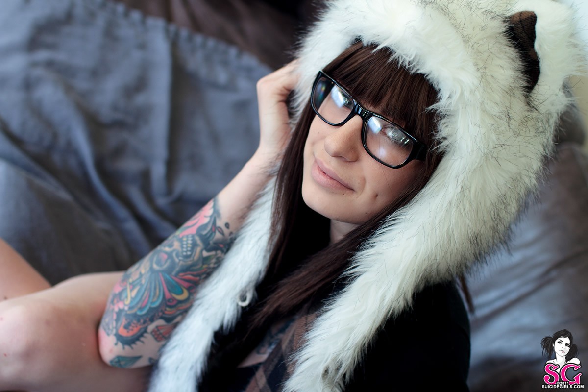 Women With Glasses Tattoo Fur Cap Brunette Women Long Hair 1200x800