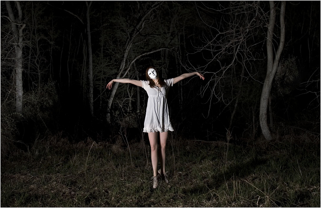 Creepy Haunted Forest Dark Woman 1280x829