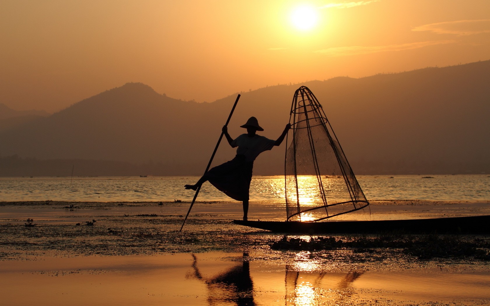 Myanmar Landscape Sun Fishermen Fishing Sunlight Asia Hills Men 1680x1050