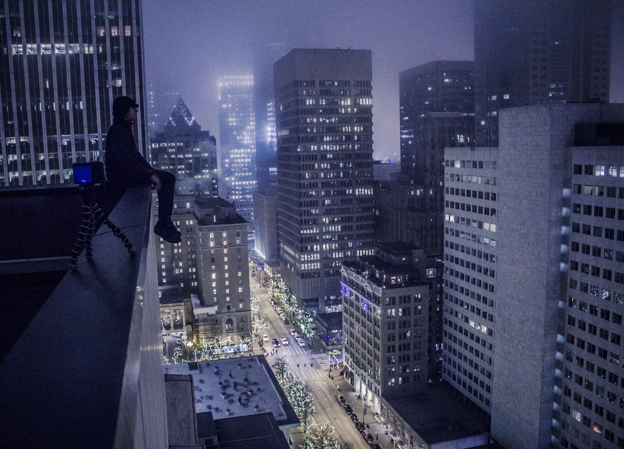 Cityscape Night Smog Street Rooftops 2048x1475