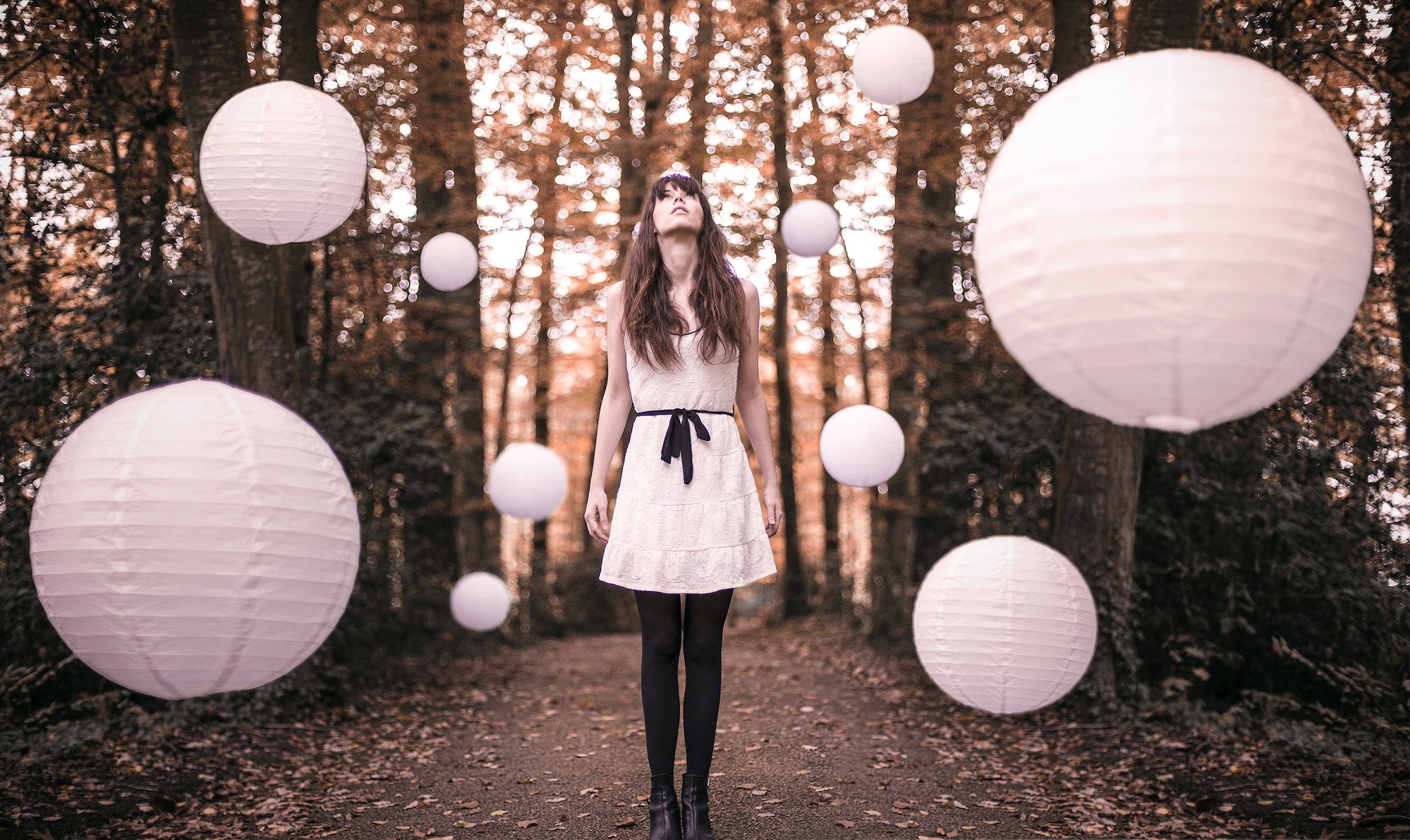 Women Paper Lantern Looking Up Brunette White Dress 1999x1191