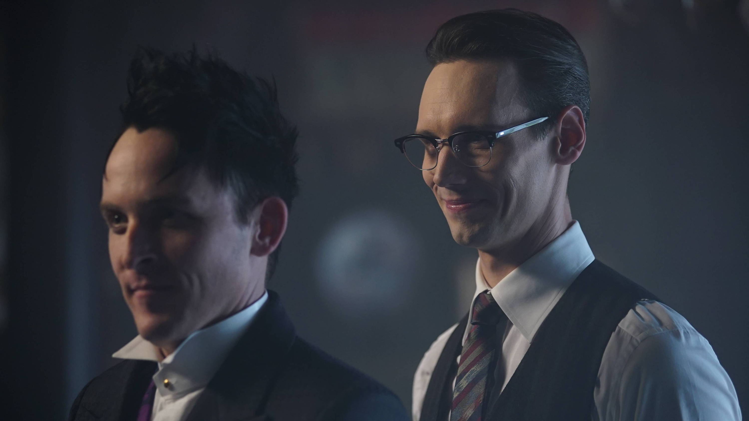 Robin Lord Taylor Cory Michael Smith Oswald Cobblepot Edward Nygma Gotham TV Show 3000x1687