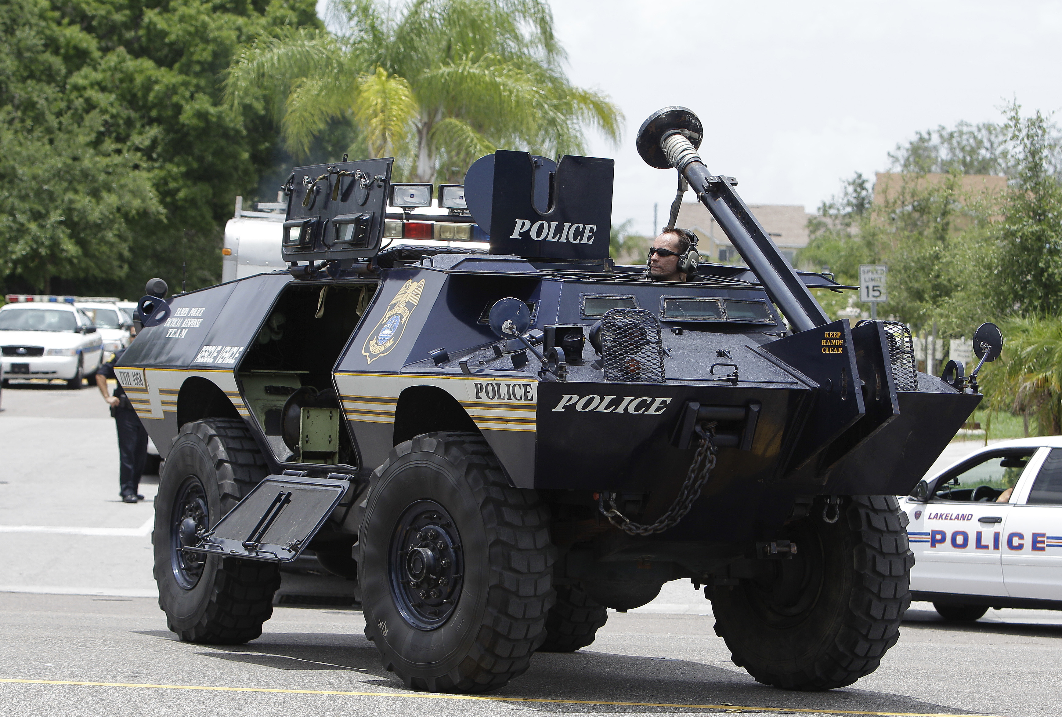 Cadillac Gage Military Armored Personnel Carrier 3480x2348