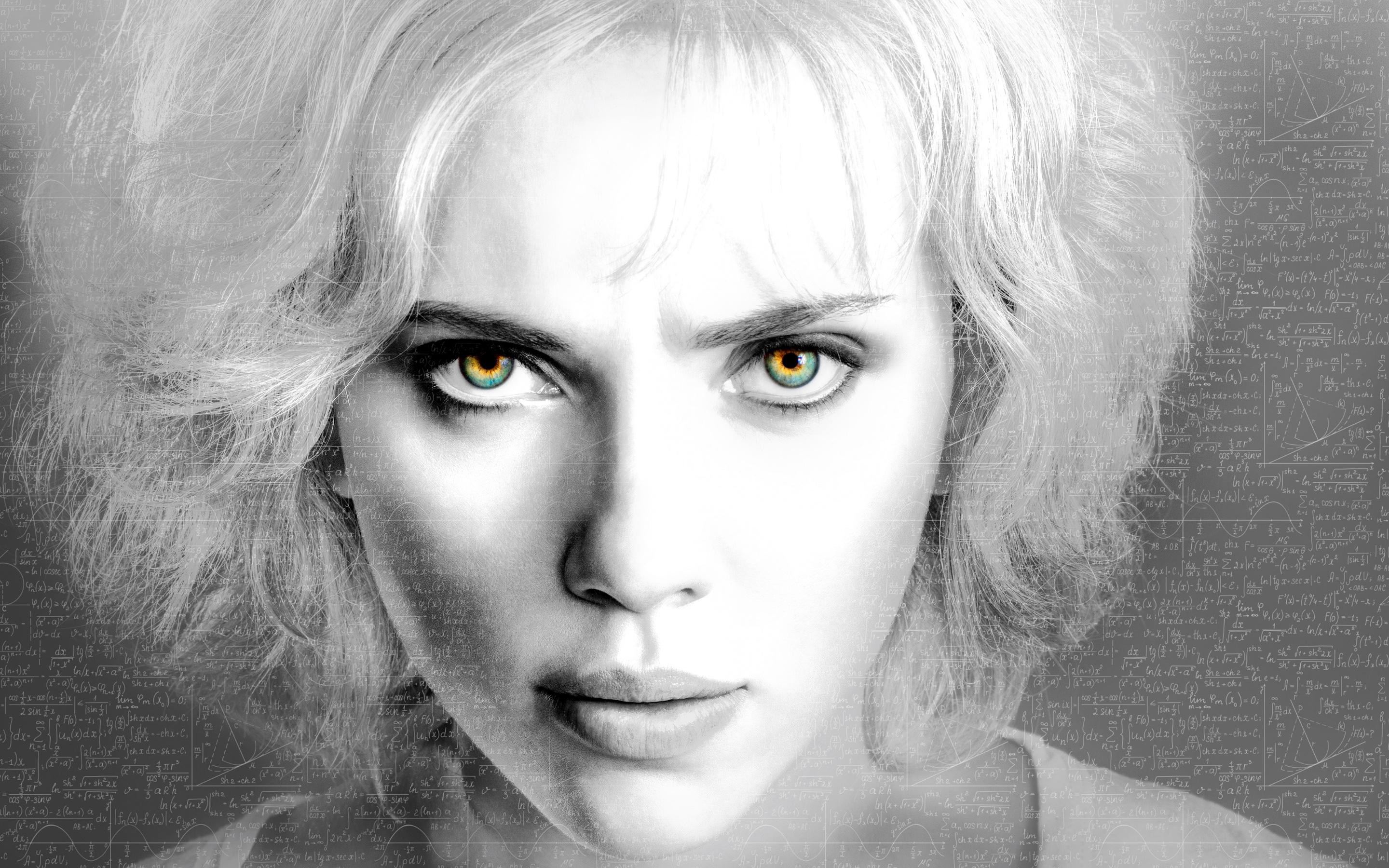 Monochrome Scarlett Johansson Face Selective Coloring Lucy Movie Contact Lenses Eyes Actress Digital 2880x1800