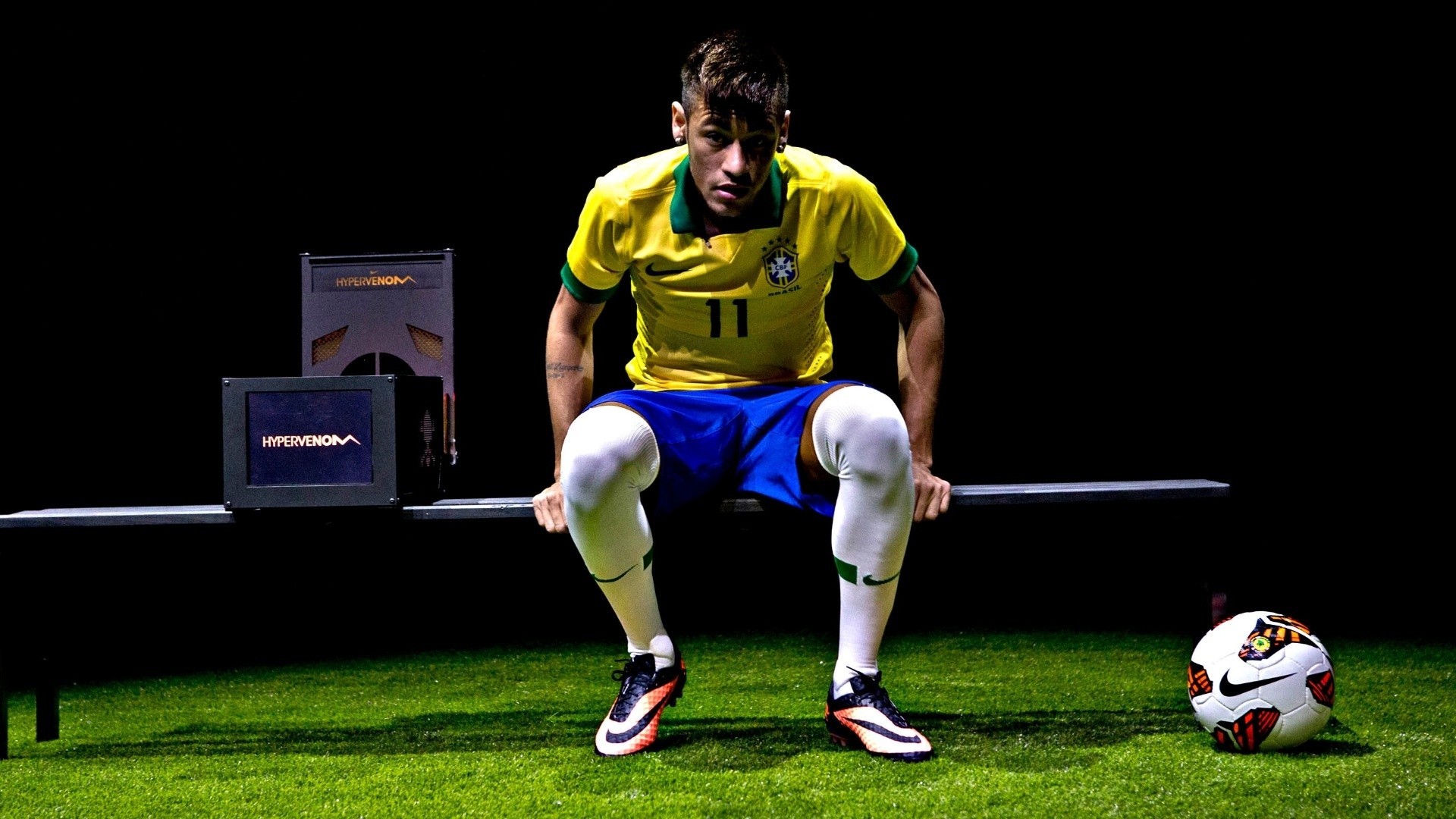 Neymar Nike Mercurial Footballers Team Brazil Grass Table 1920x1080